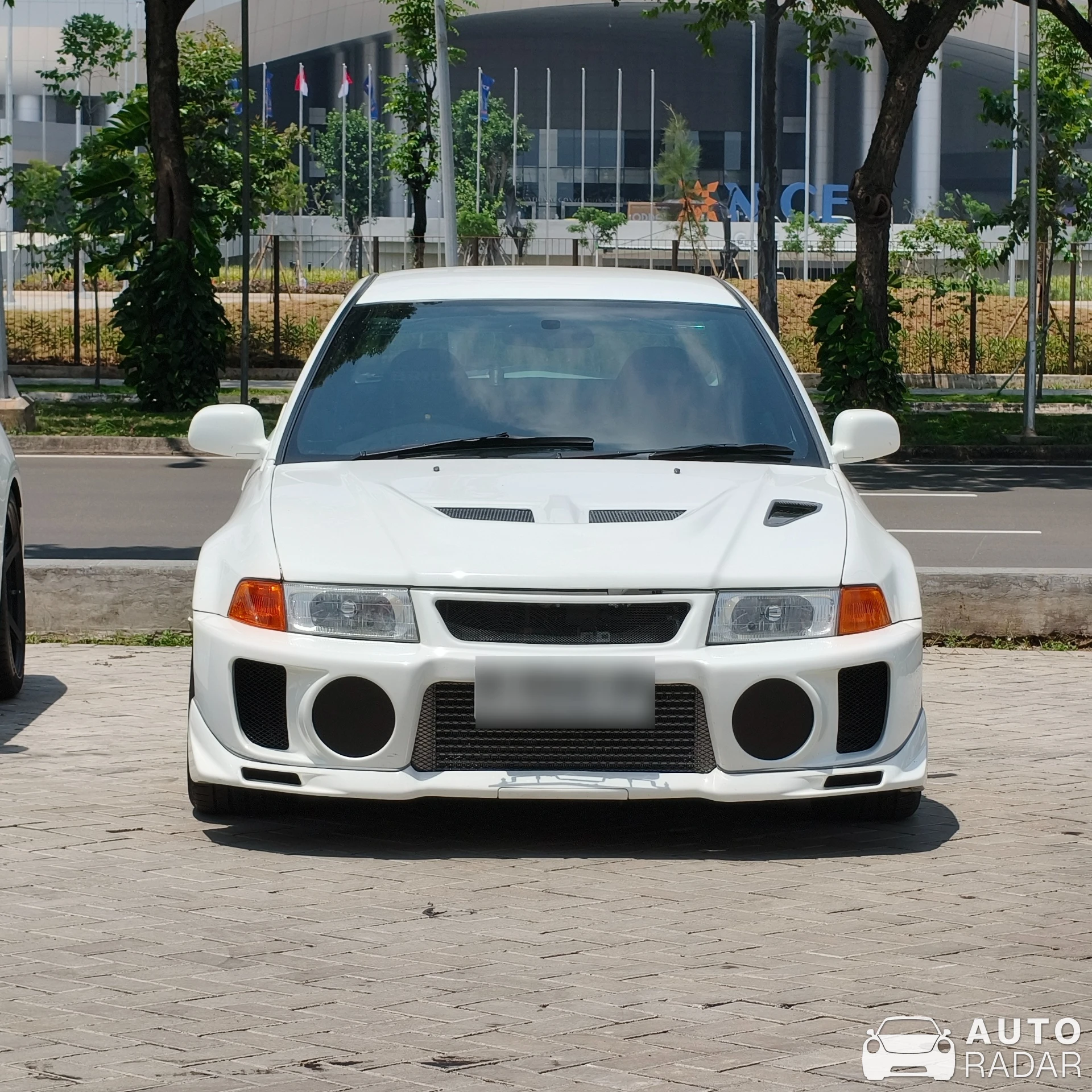 Mitsubishi Lancer Evolution X R4 spotted in Tangerang