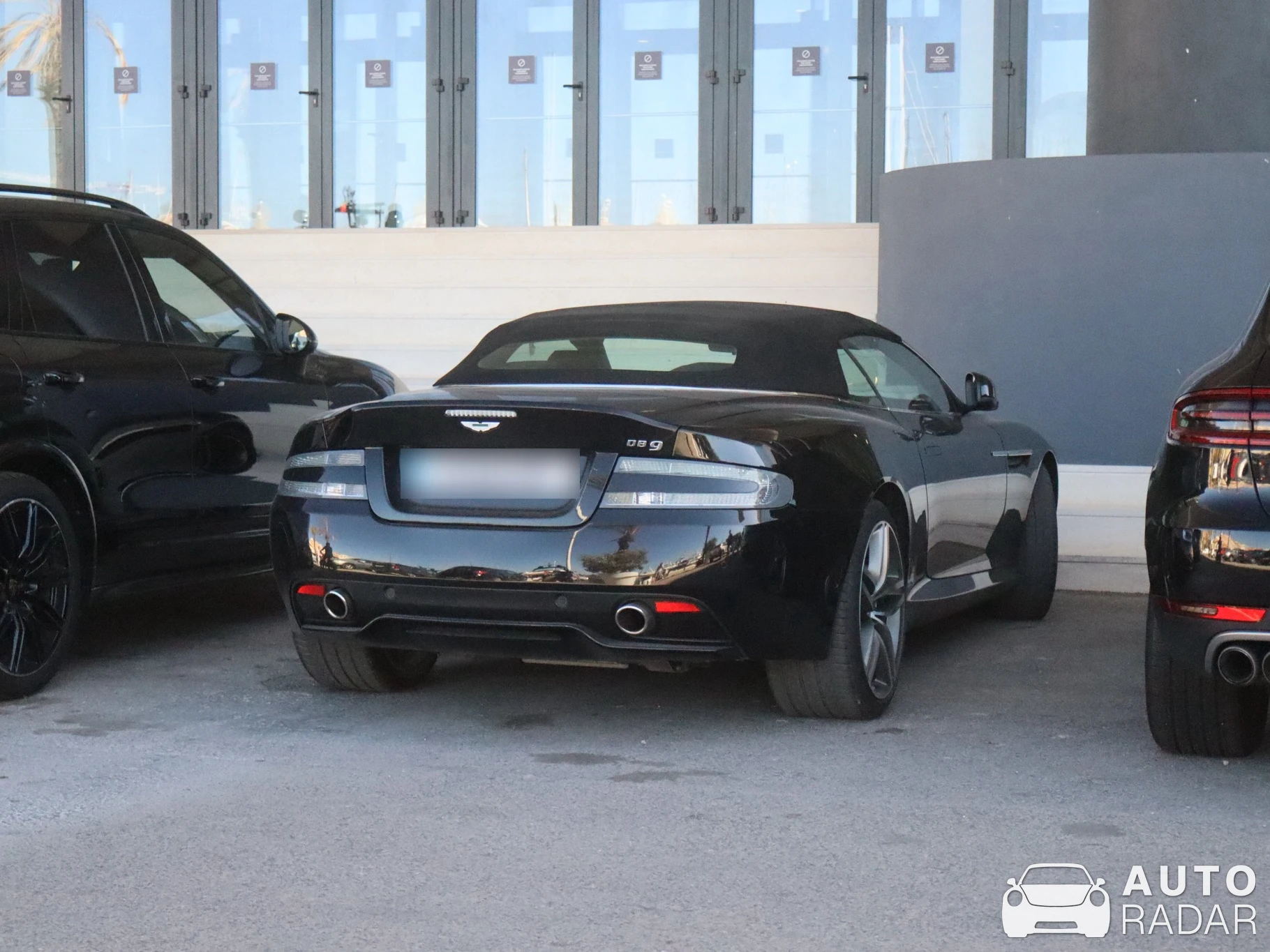 Aston Martin DB9 Volante 2013 spotted in Quarteira, Portugal