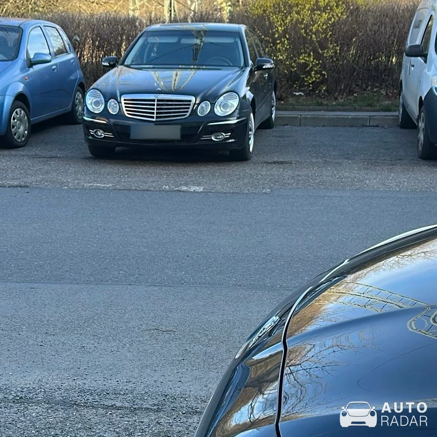 Mercedes-Benz E-Klasse W211 spotted
