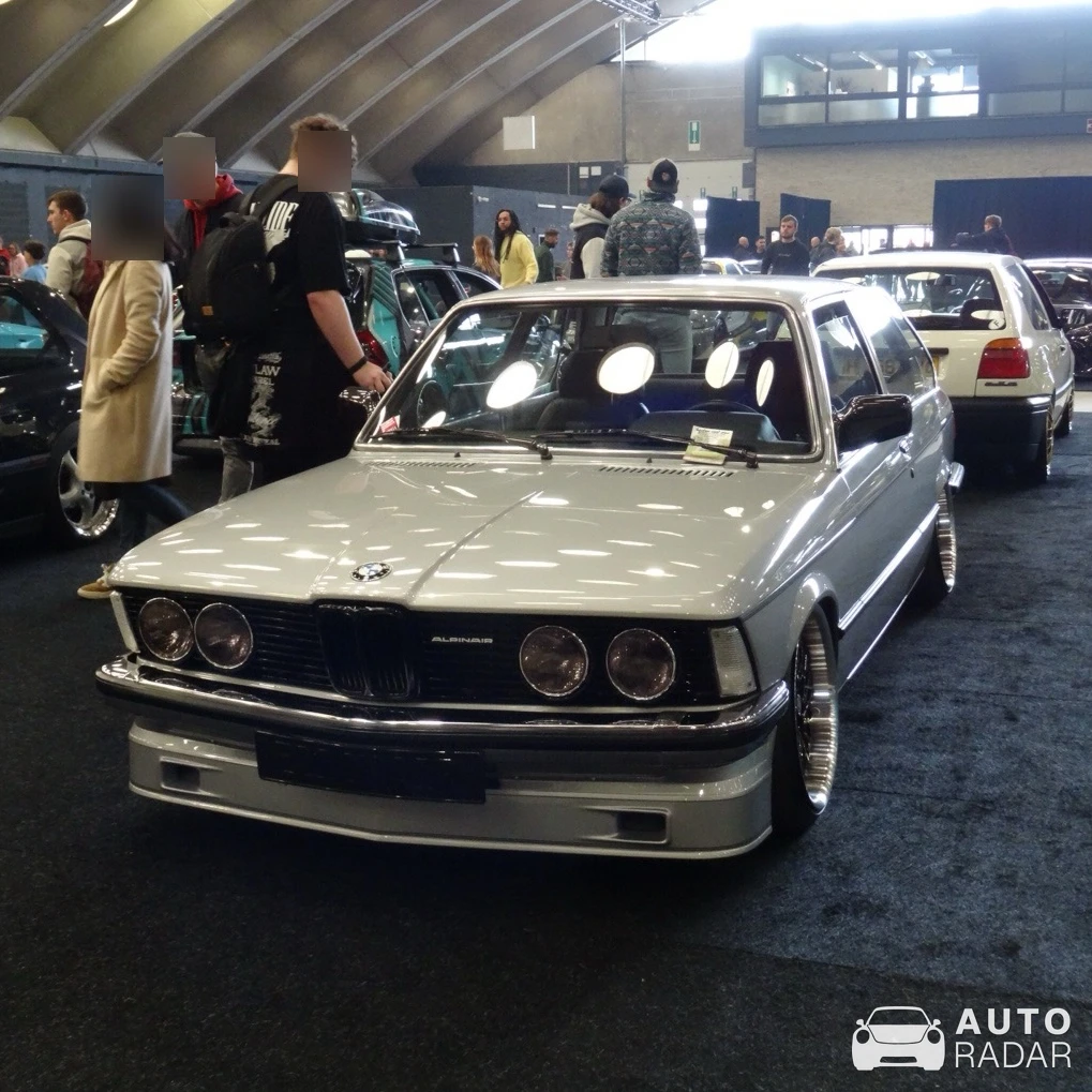 Alpina B6 2.8 E21 spotted in Leuven