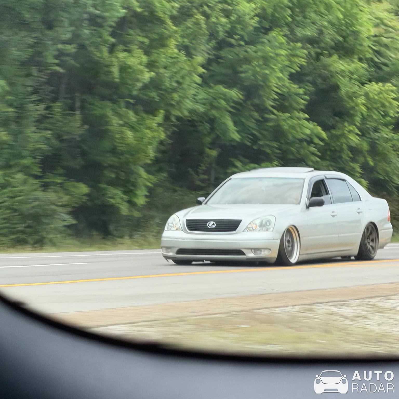 Lexus LS 430 spotted in Knoxville