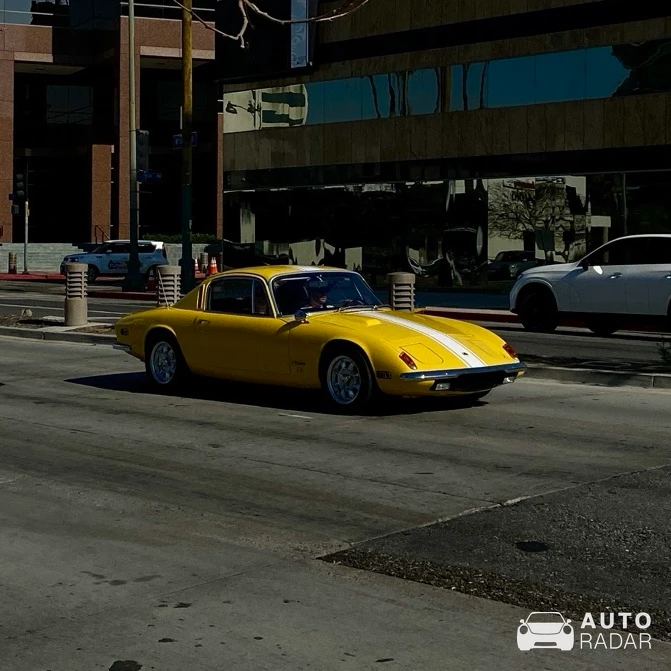 Lotus Elise S2 S spotted in Los Angeles