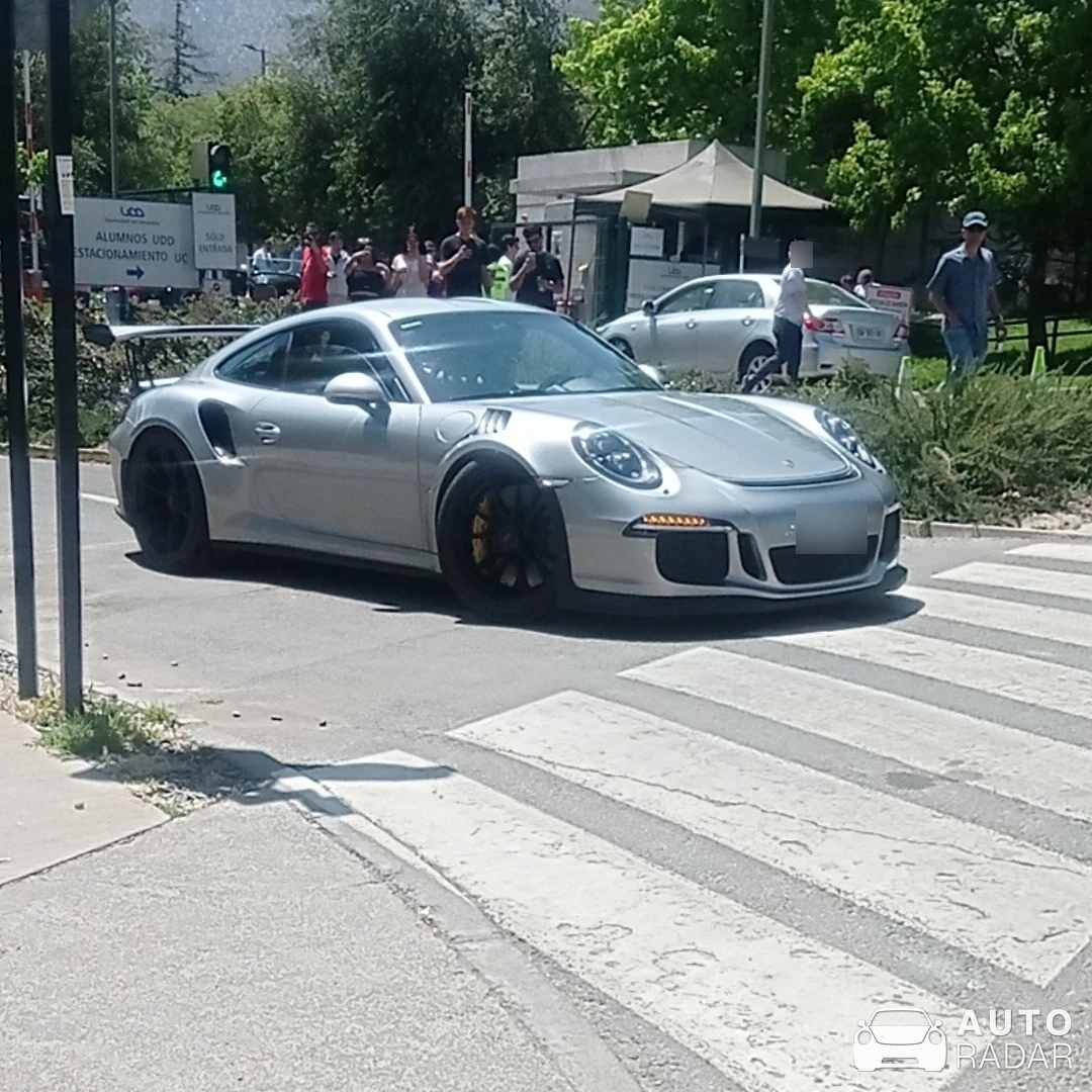 Porsche 991 GT3 RS MkI spotted in Las Condes, Chile