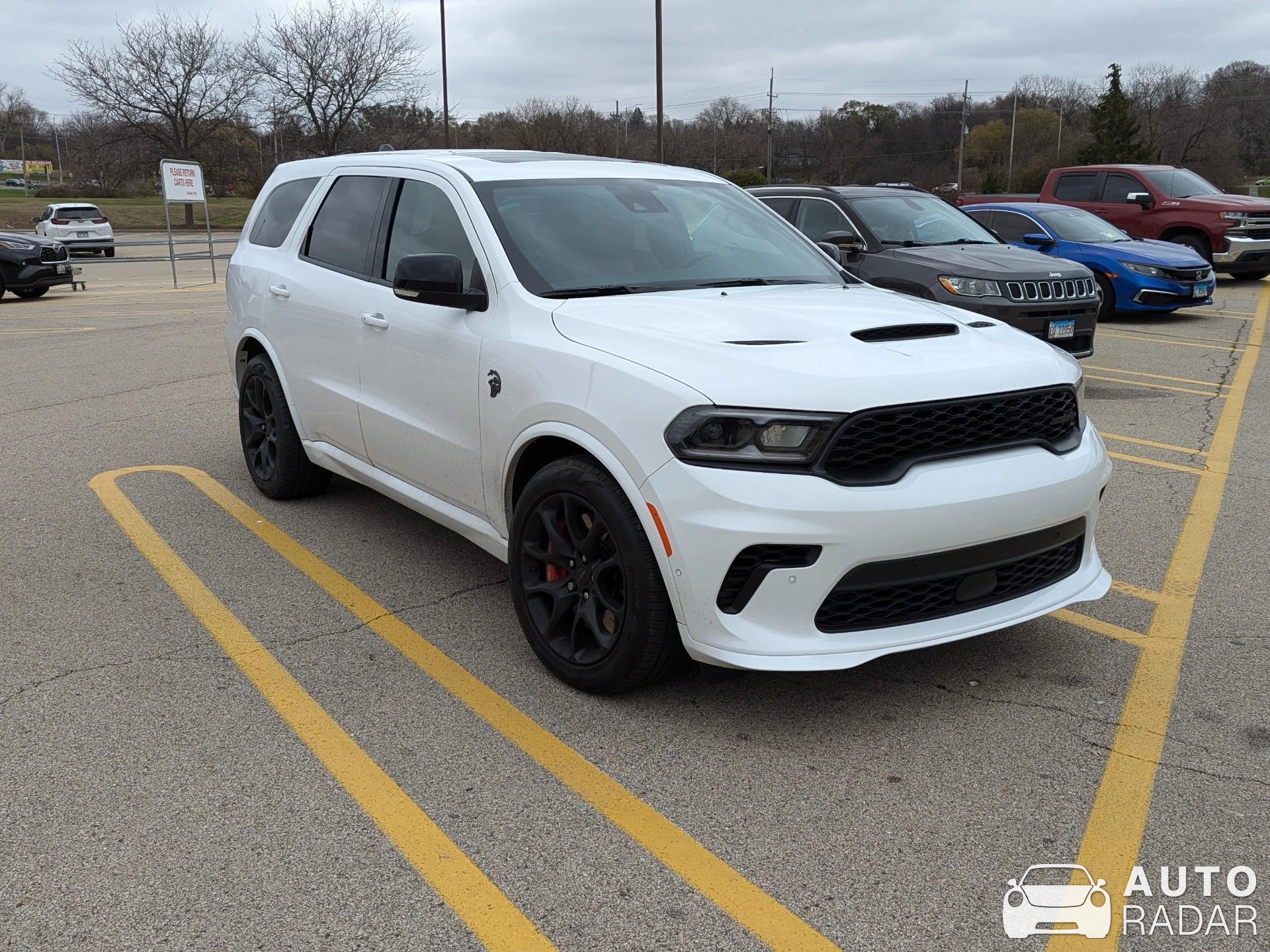 Dodge Charger SRT Hellcat spotted in Fox Lake, United States