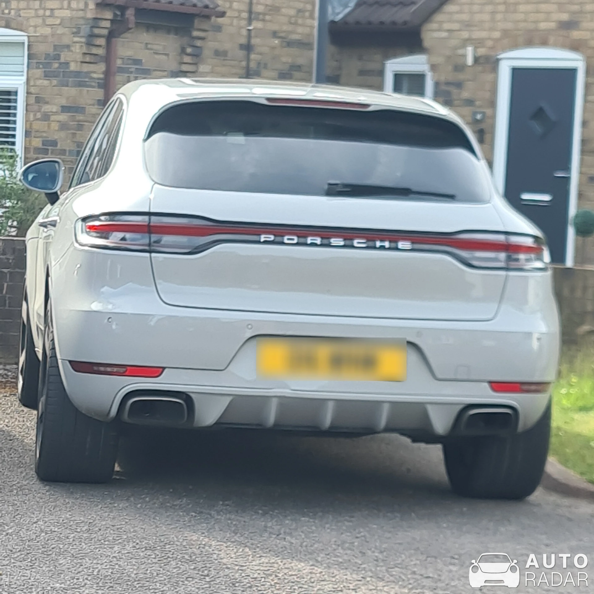 Porsche Macan spotted in Belper
