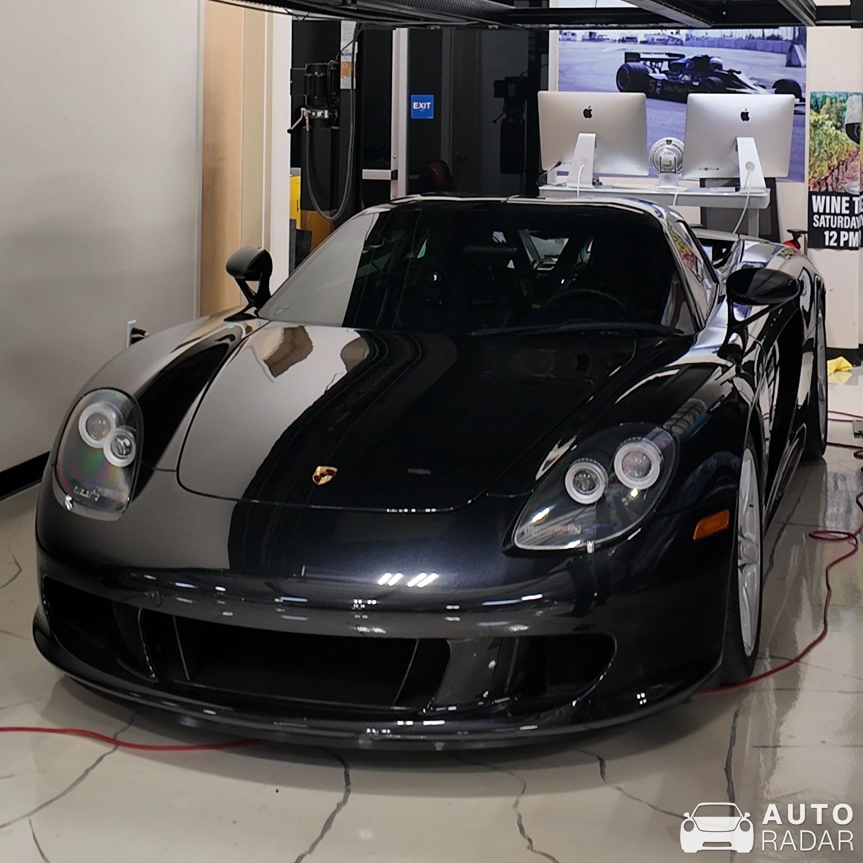 Porsche Carrera GT spotted in San Francisco, United States