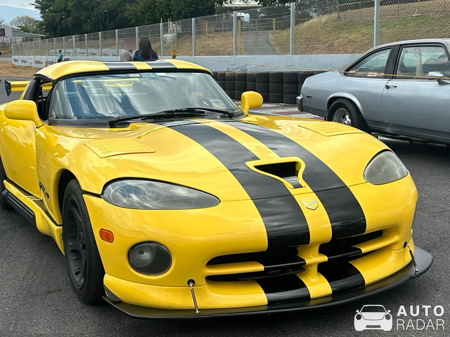 Chrysler Viper RT/10 1992 spotted in Alajuela