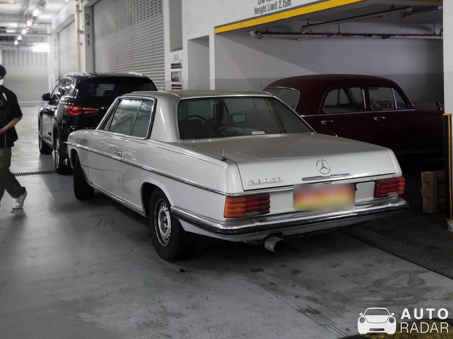 Mercedes-Benz 280 CE spotted in Singapore