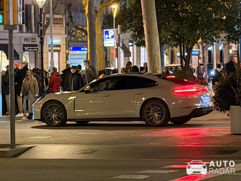 Porsche Panamera GTS spotted in Barcelona, Spain