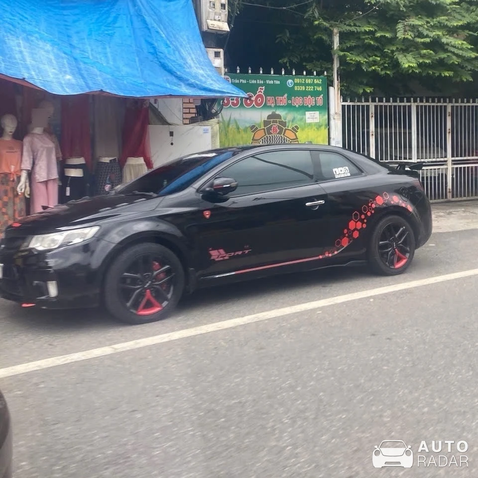 Kia Cerato spotted in Thành phố Vĩnh Yên