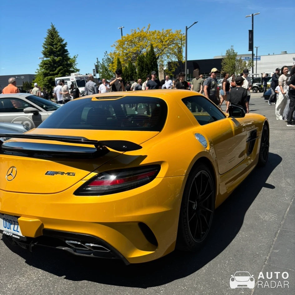 Mercedes-Benz SLS AMG Black Series spotted in Ajax