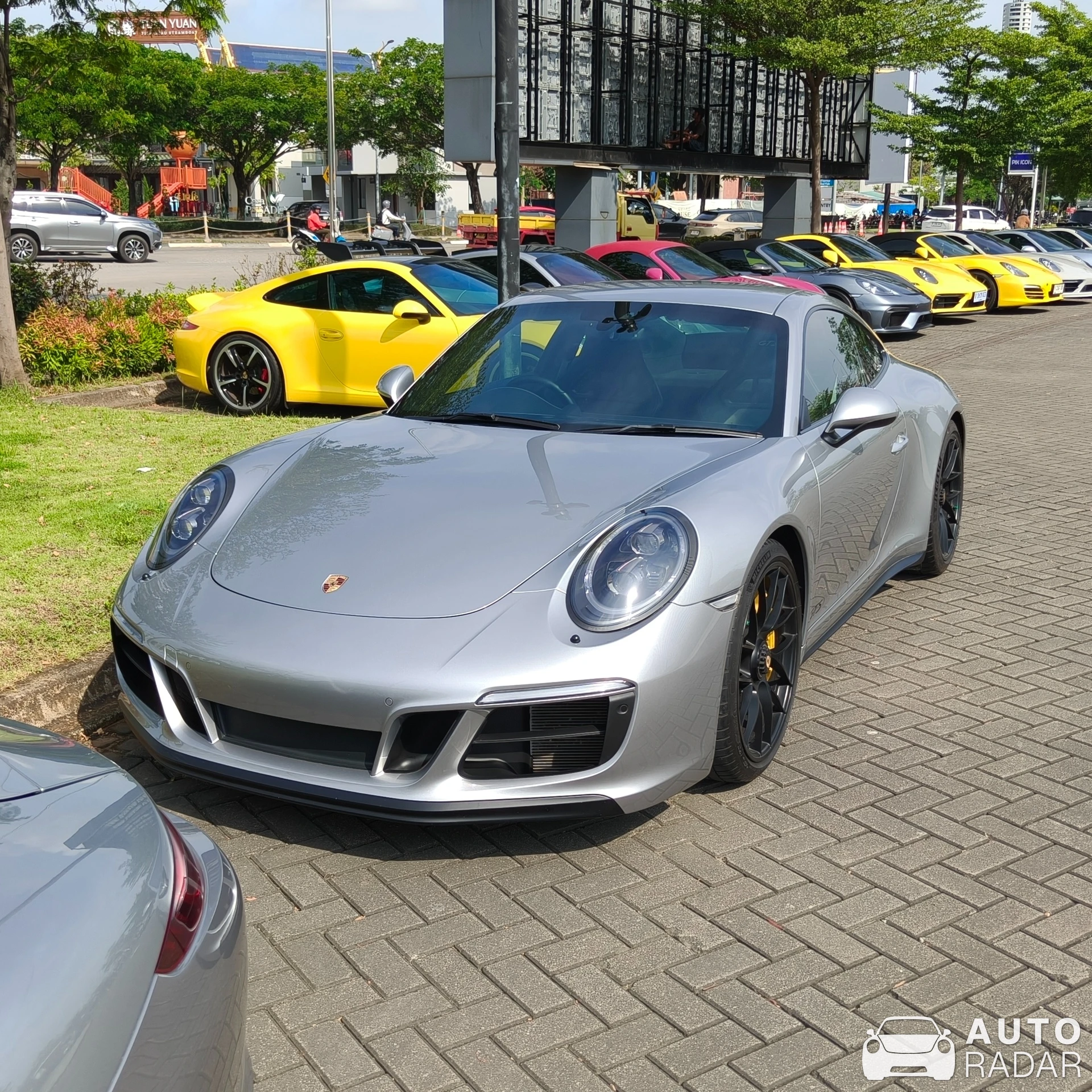 Porsche 991 Carrera 4 GTS MkI spotted in Jakarta