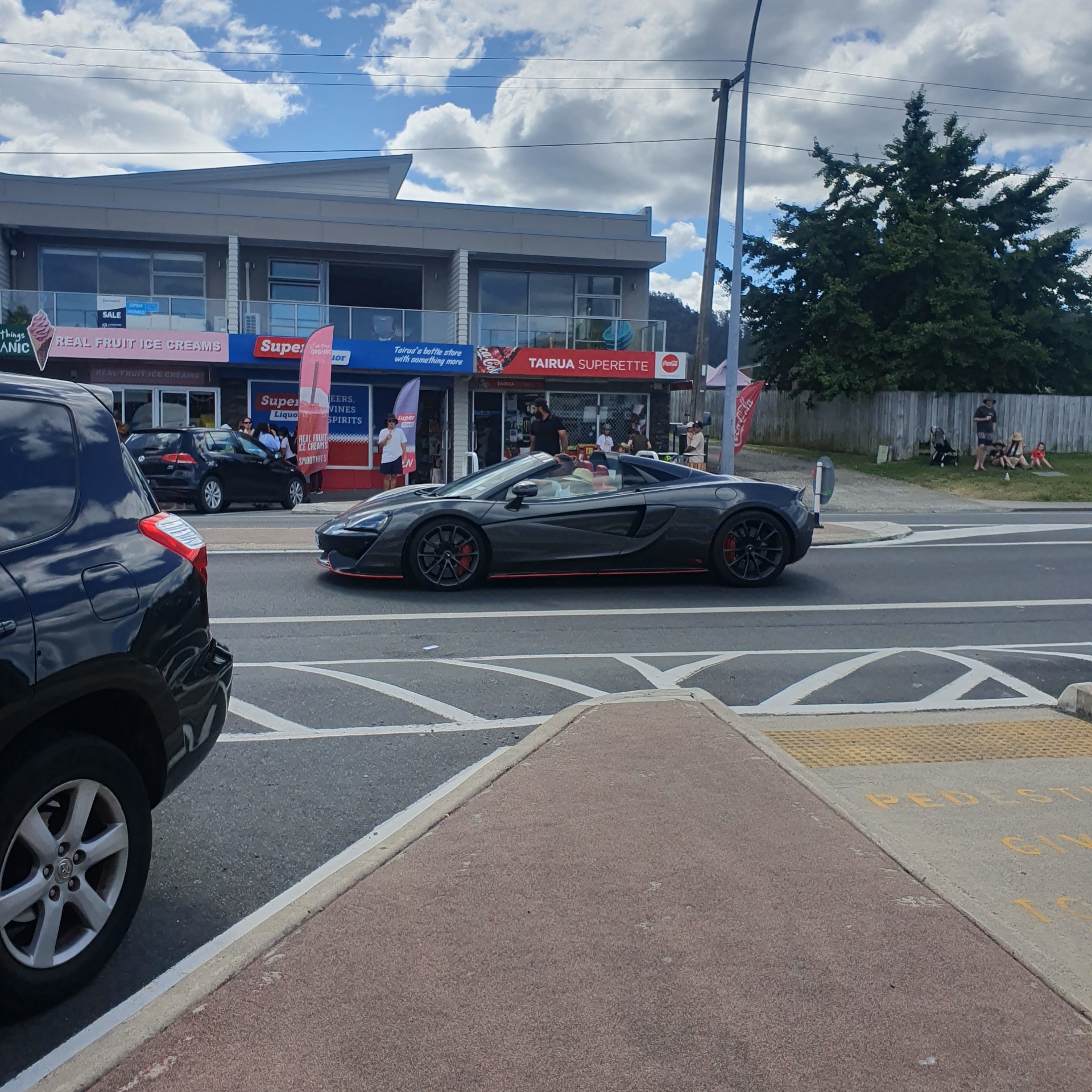 McLaren 570S Spider