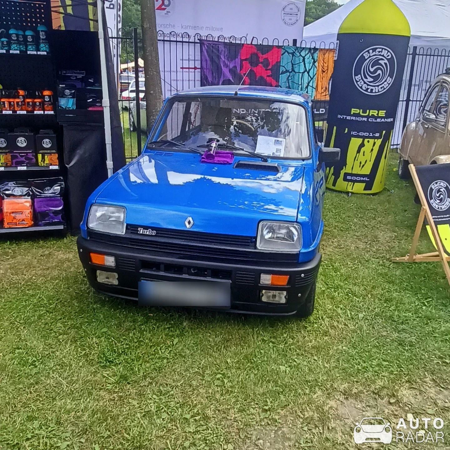 Renault 5 Alpine Turbo spotted
