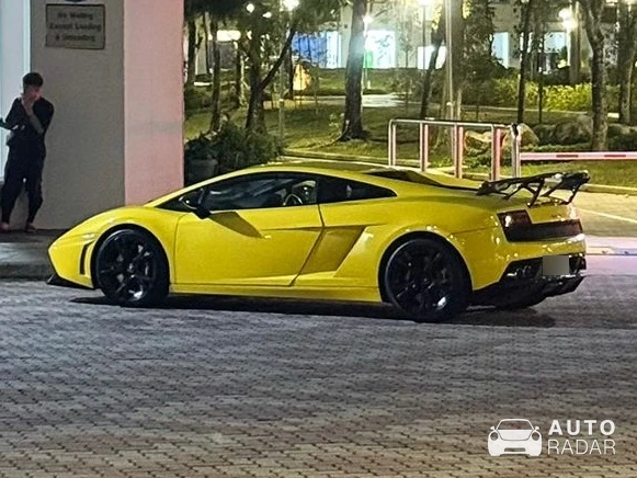 Lamborghini Gallardo LP560-4 spotted in Singapore, Singapore