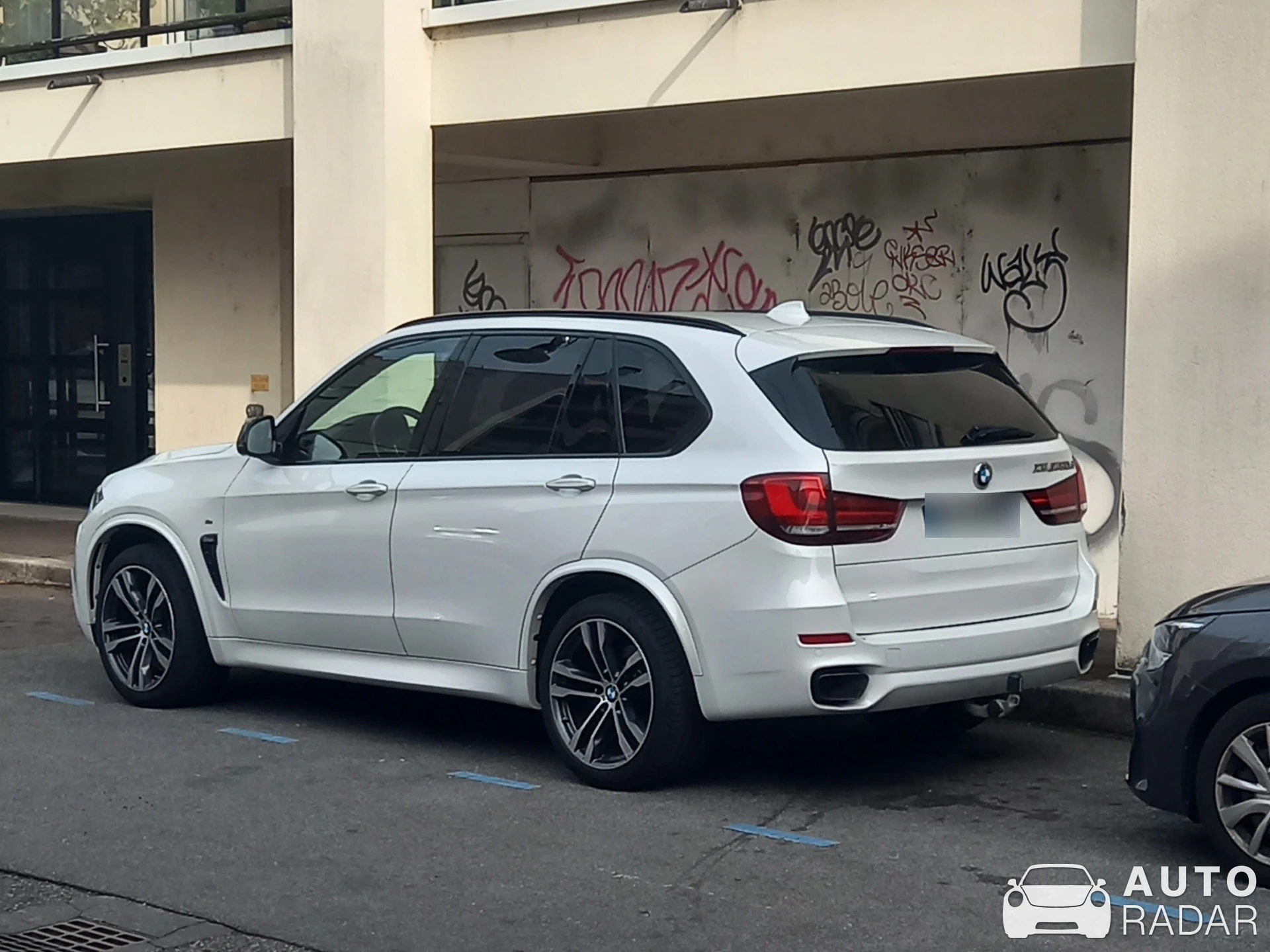 BMW X5 M50d F15 spotted in Annecy