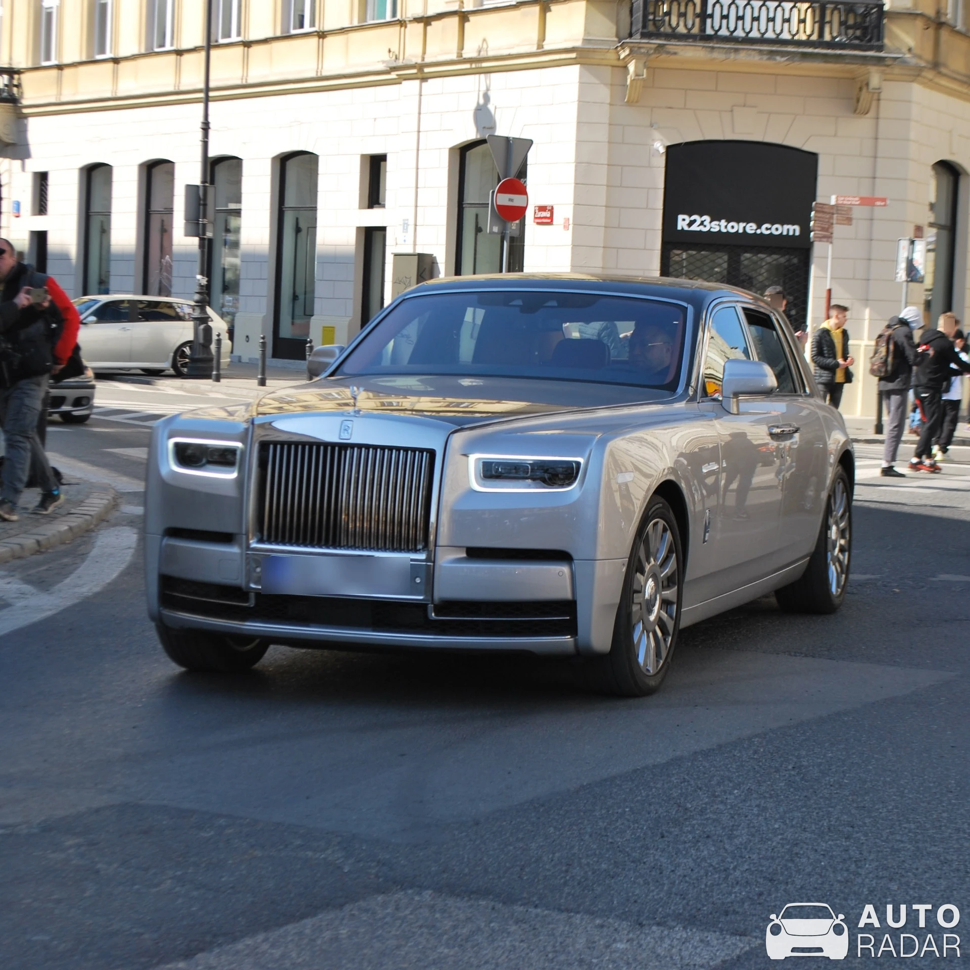 Rolls-Royce Phantom VIII spotted in Warszawa, Poland