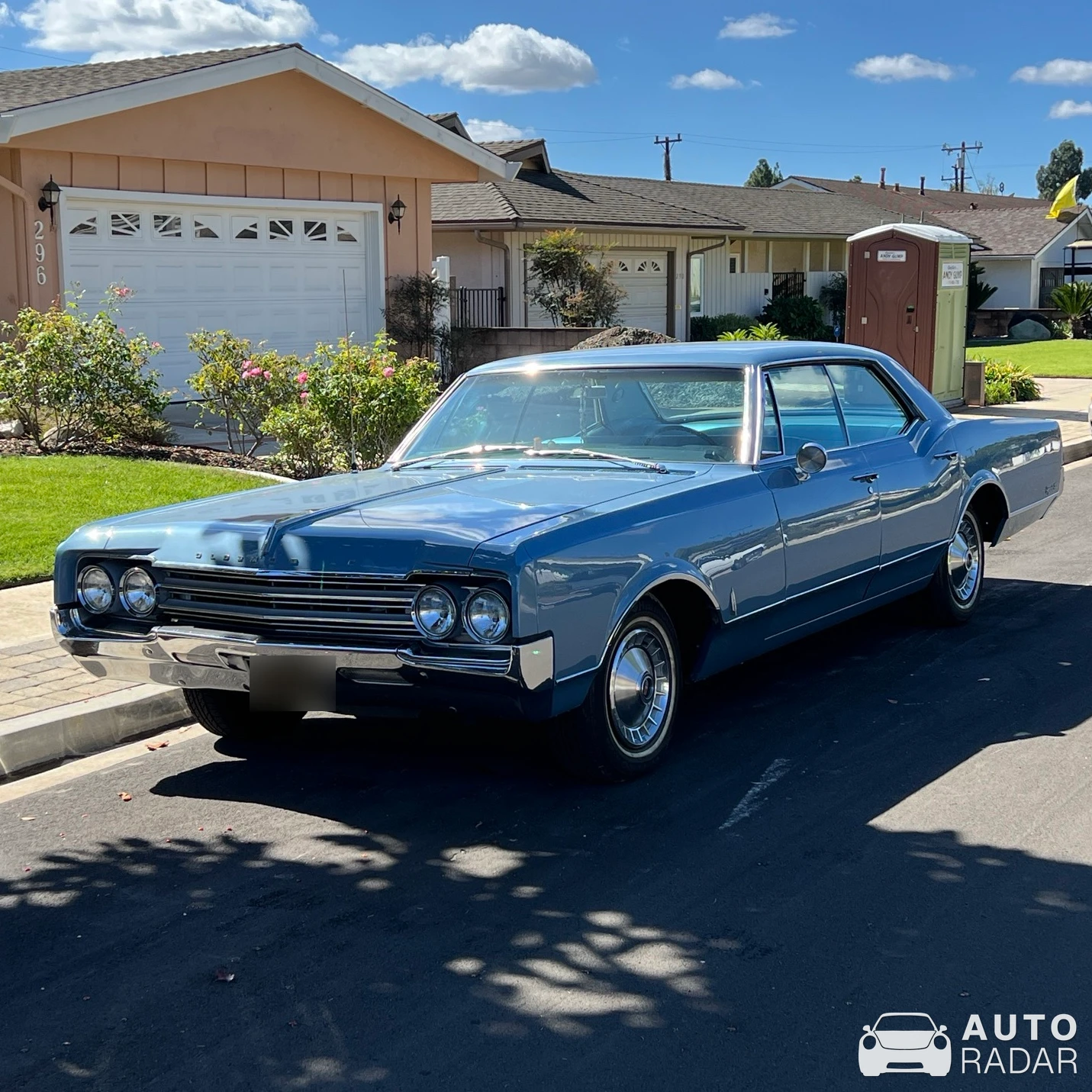 Oldsmobile Dynamic 88 spotted in Camarillo, United States