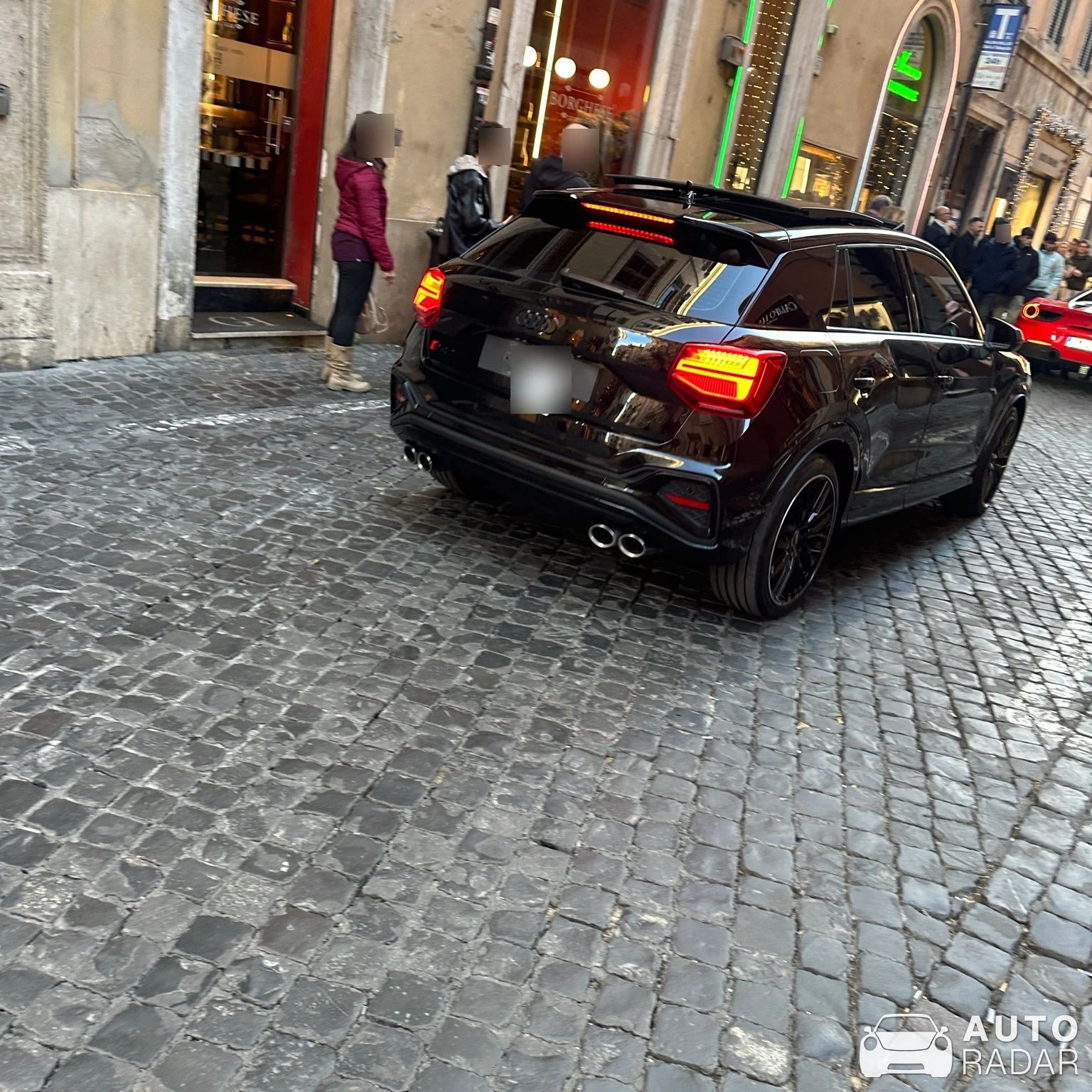 Audi SQ2 spotted in Roma