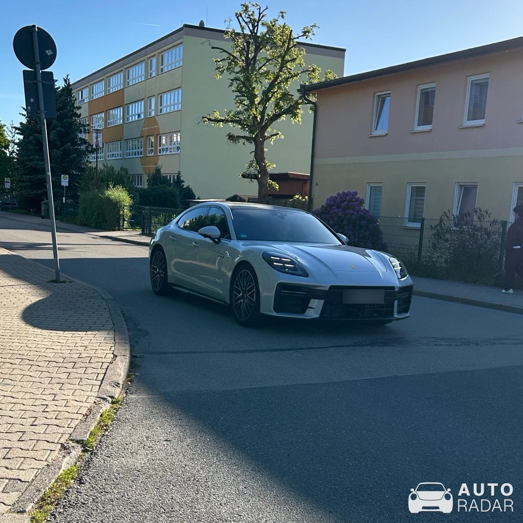 Porsche 971 Panamera GTS spotted in Zwönitz