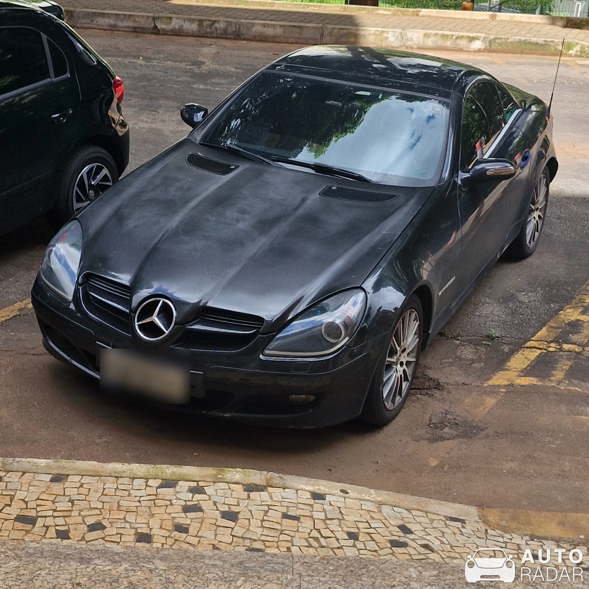 Mercedes-Benz SLK 55 AMG R171 spotted in Octogonal, Brazil