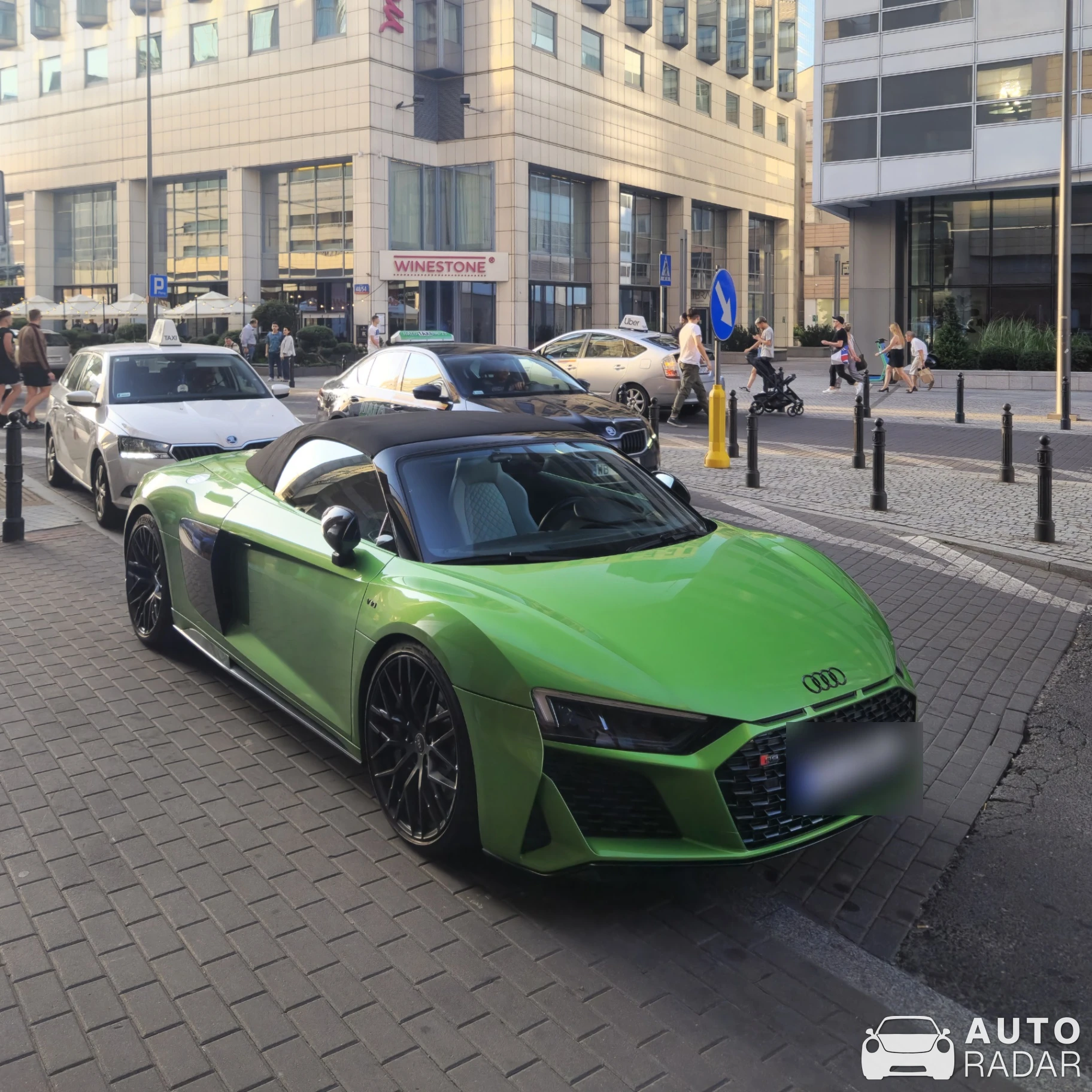 Audi R8 V10 Spyder 2019 spotted in Warszawa