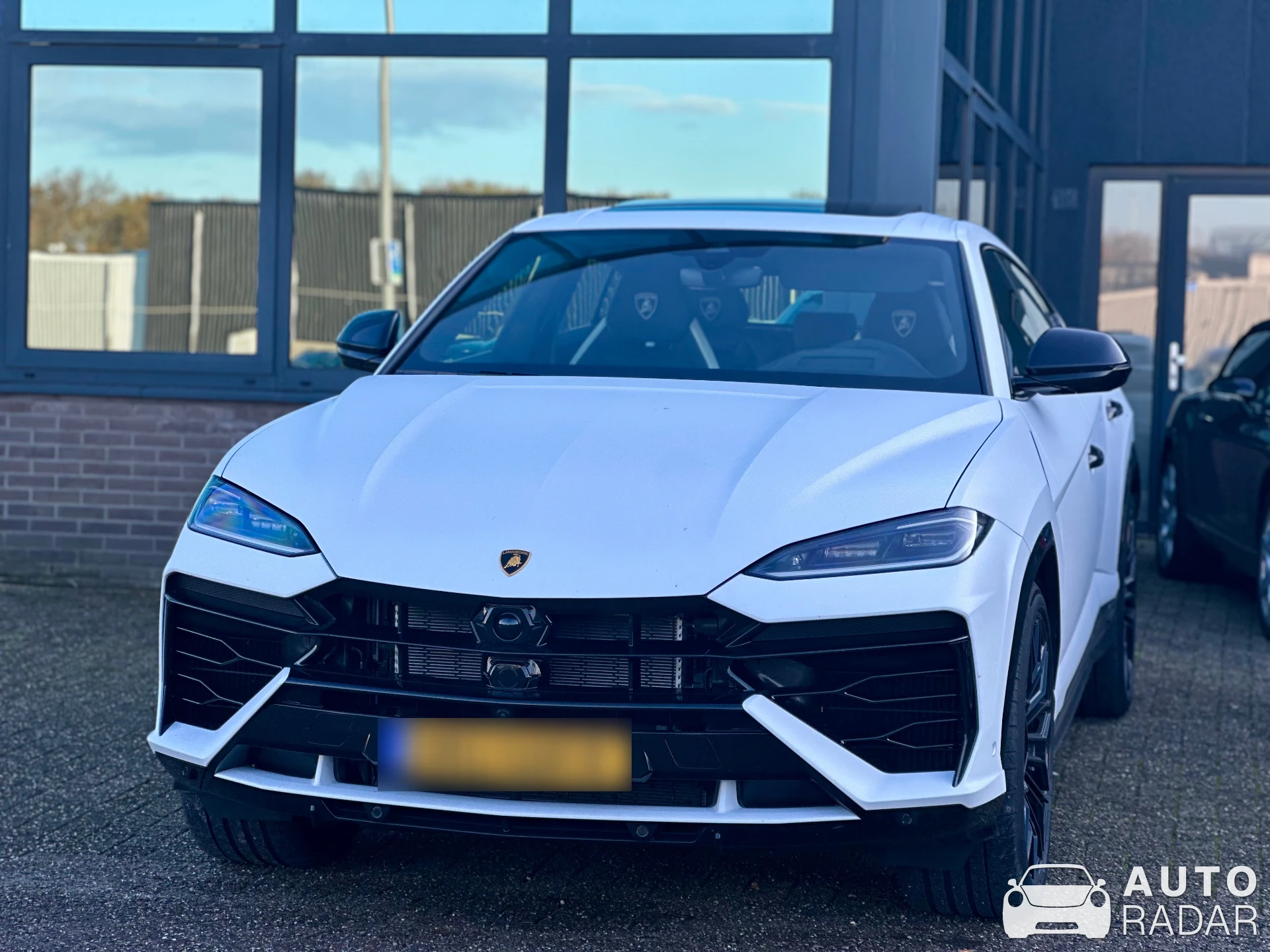 Lamborghini Urus SE spotted in Rotterdam, Netherlands
