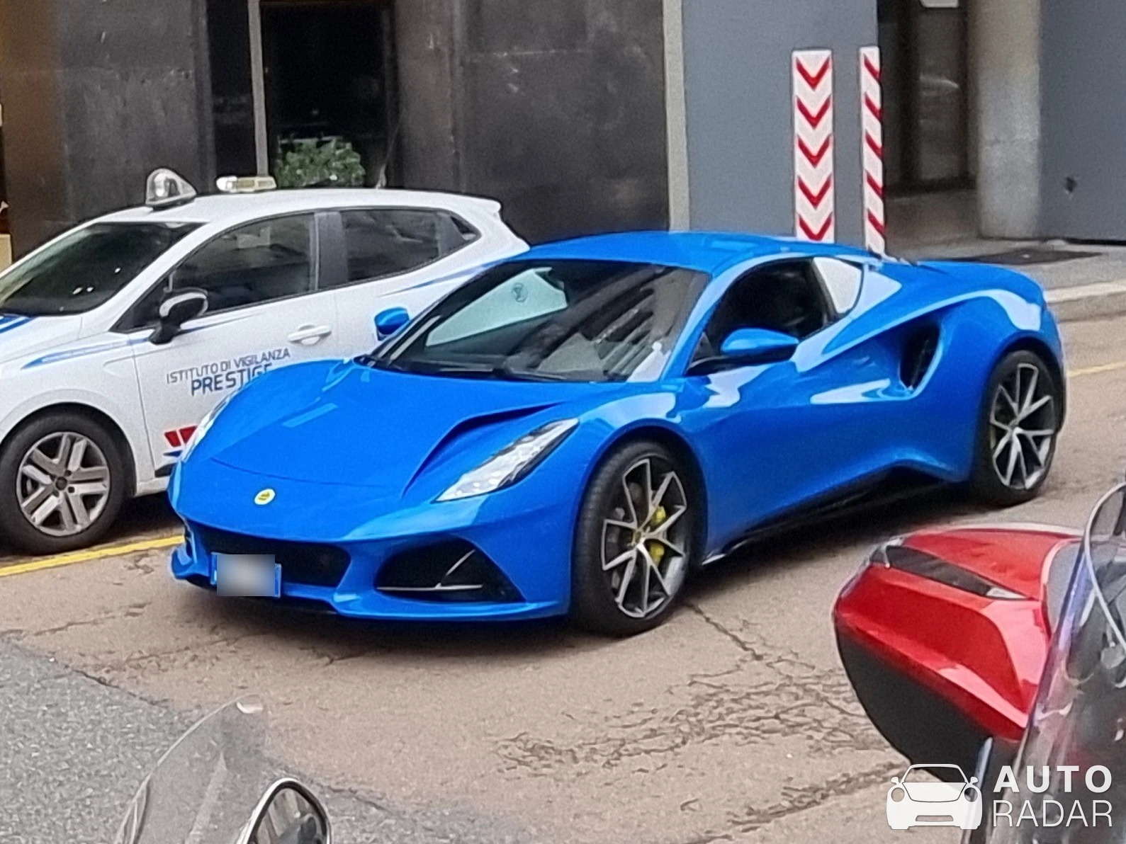 Lotus Emira V6 spotted in Milano, Italia