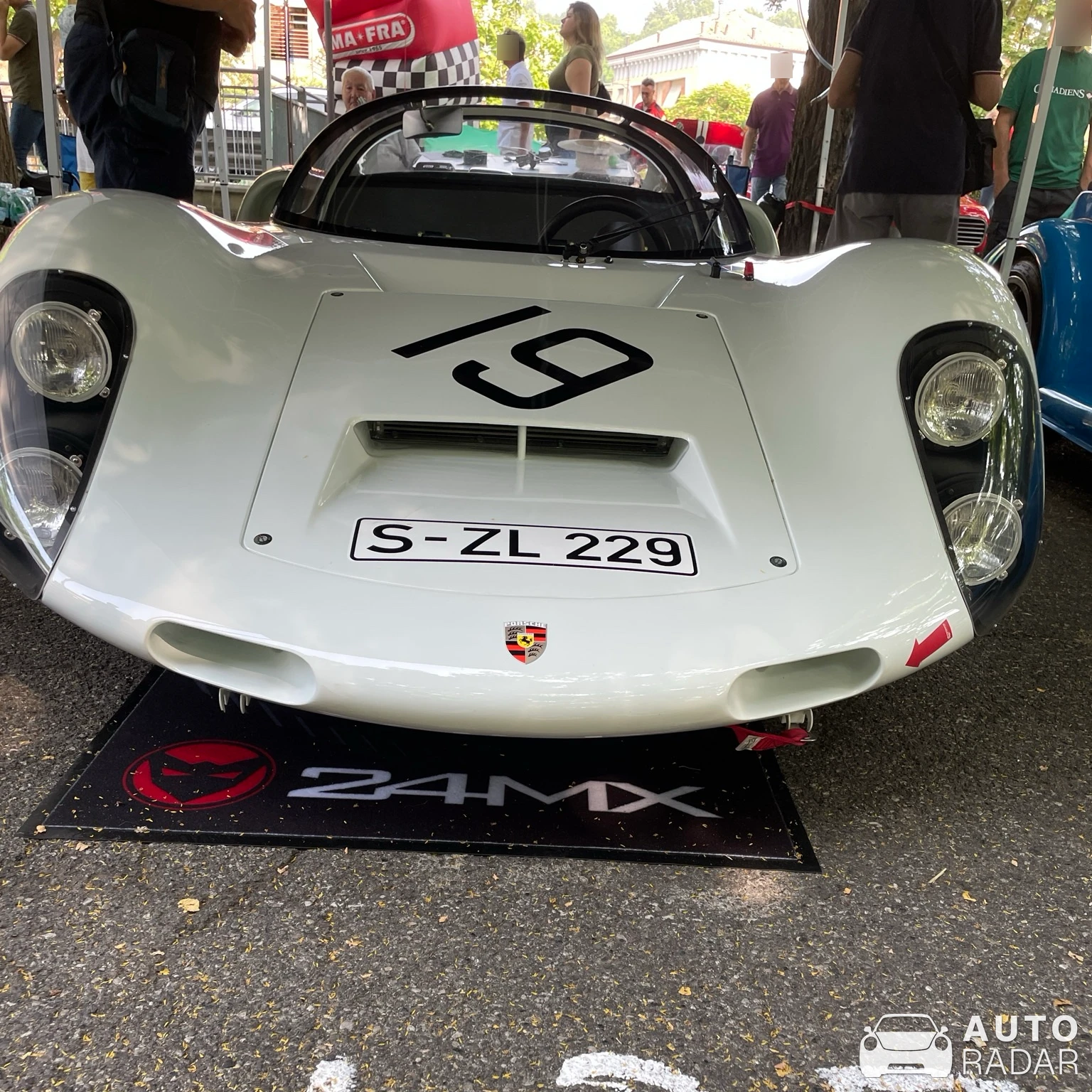 Porsche 910 spotted in Castell'Arquato