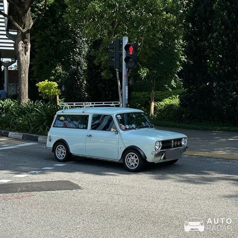 Mini Clubman spotted in Singapore