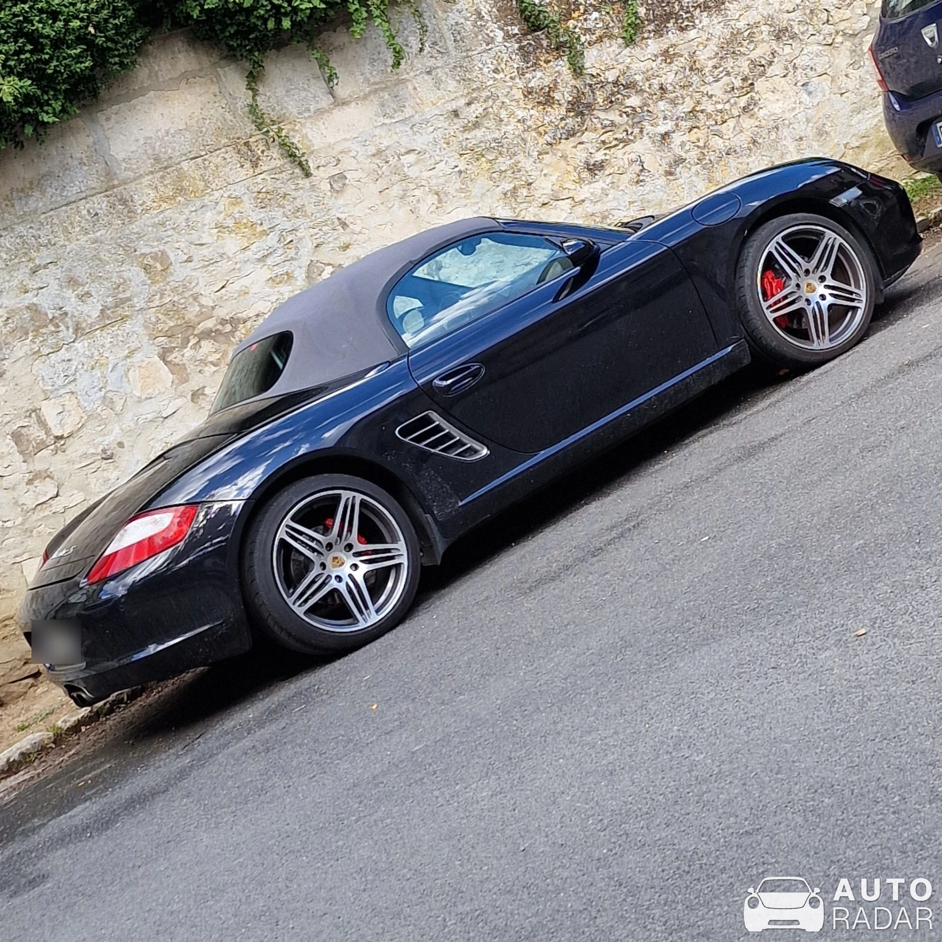 Porsche 987 Boxster S spotted in Pierrefonds