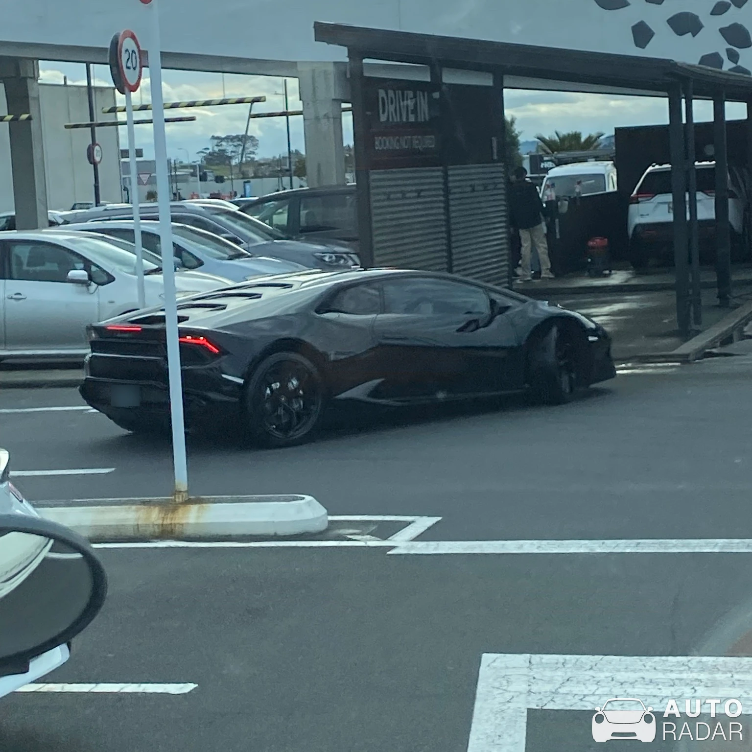 Lamborghini Huracán LP610-4 spotted in Auckland, New Zealand