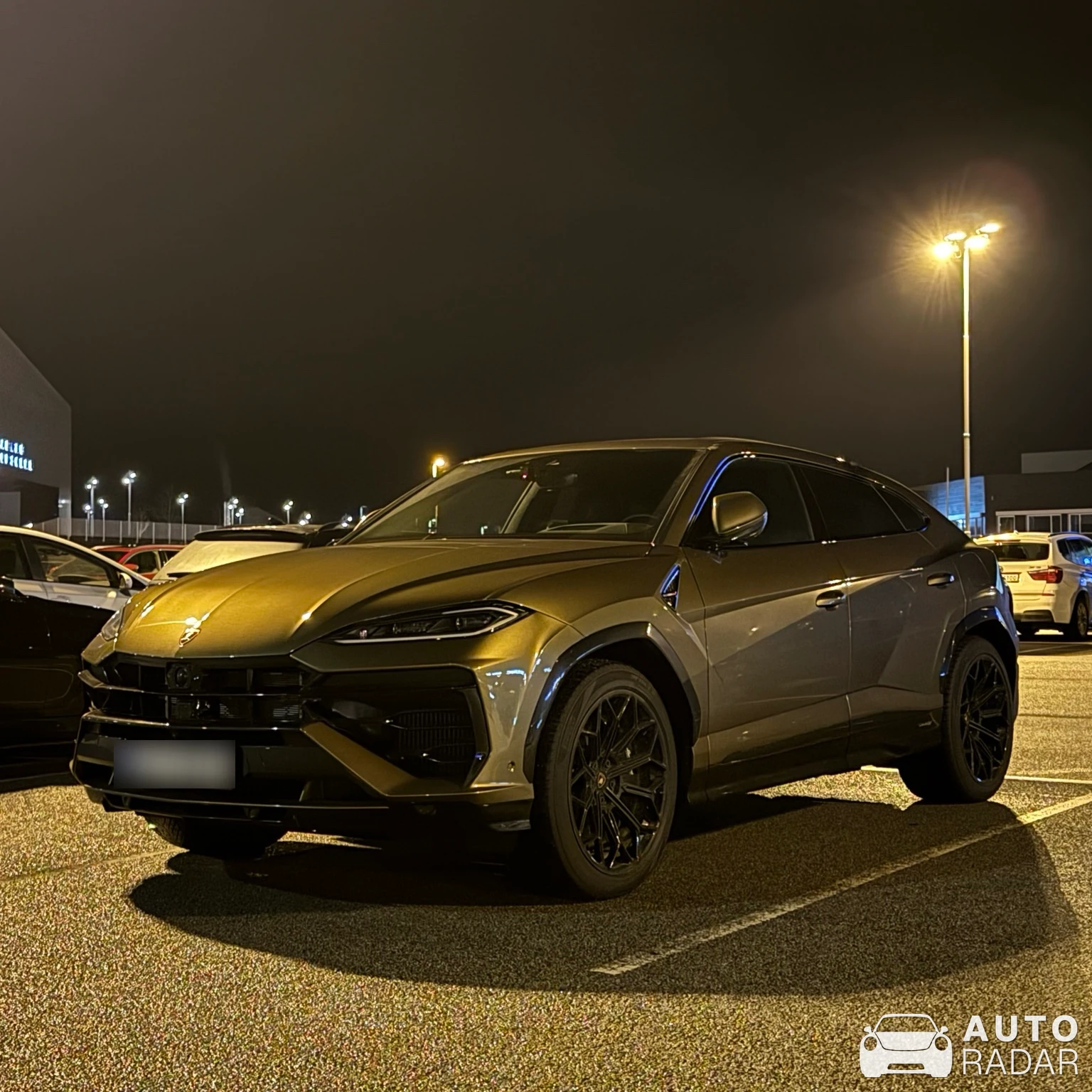 Lamborghini Urus SE spotted in Randaberg, Norway