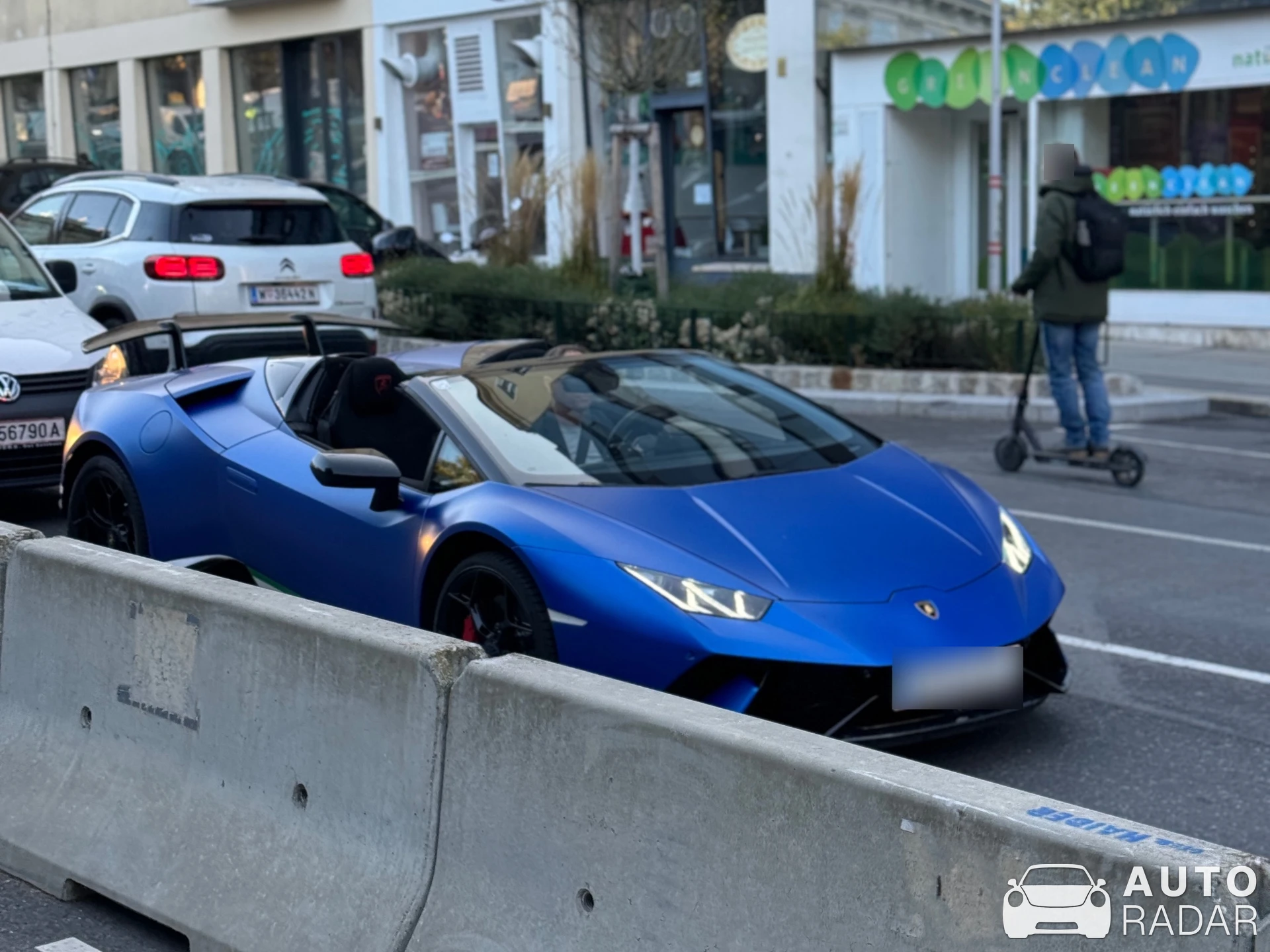 Lamborghini Huracán LP640-4 Performante Spyder spotted in Wien, Austria