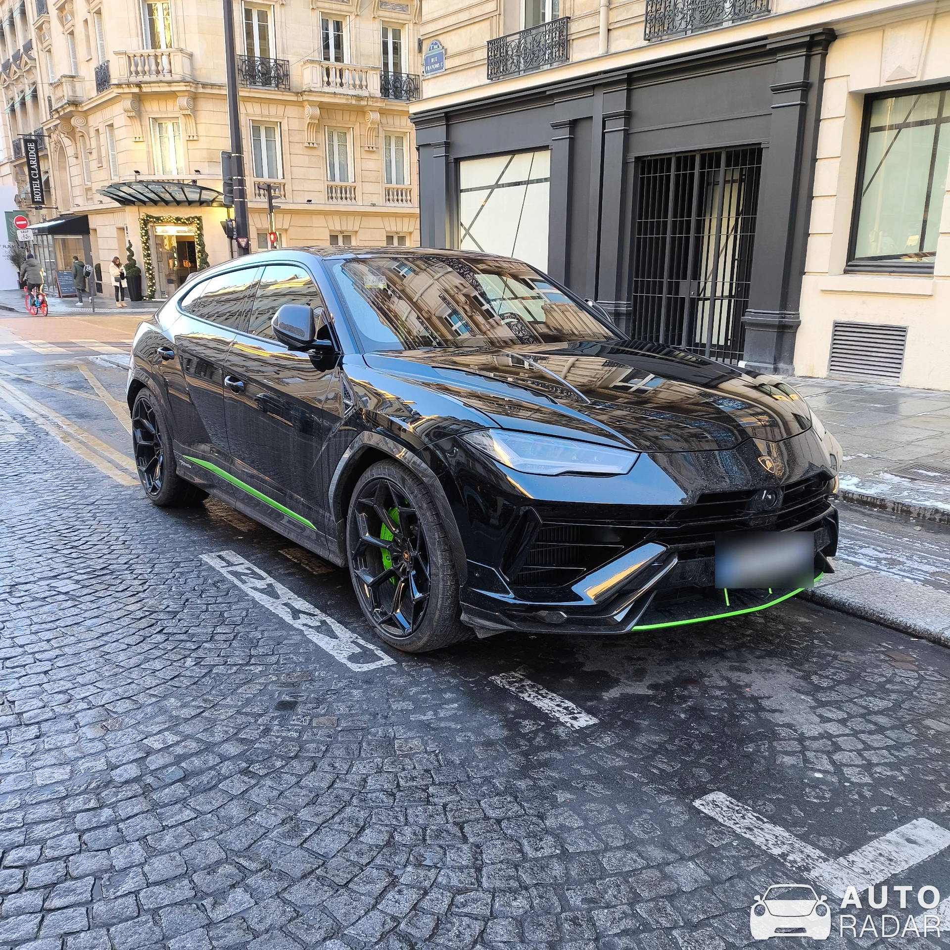 Lamborghini Urus Performante spotted in Paris, France