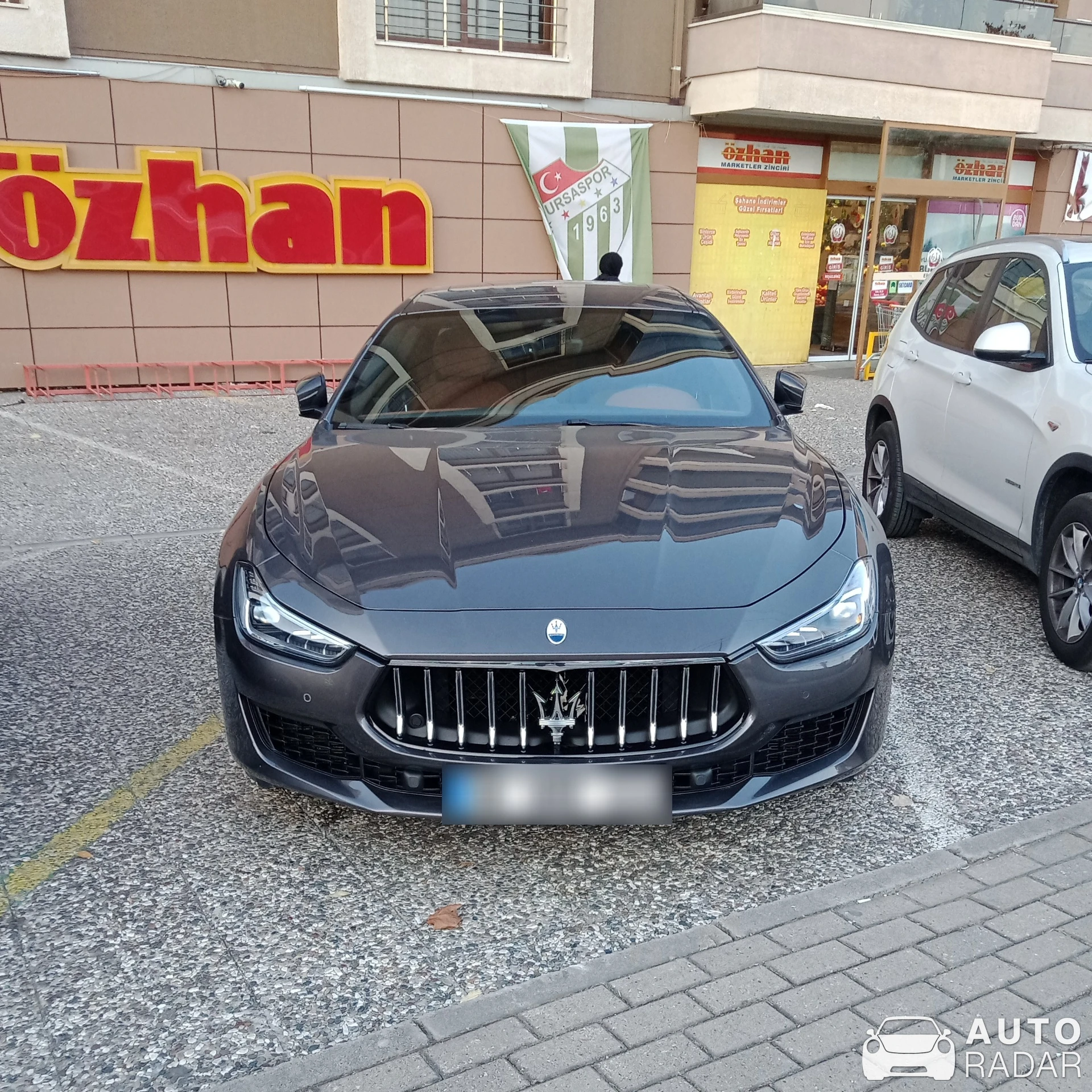 Maserati Ghibli spotted in Ni̇lüfer, Türkiye