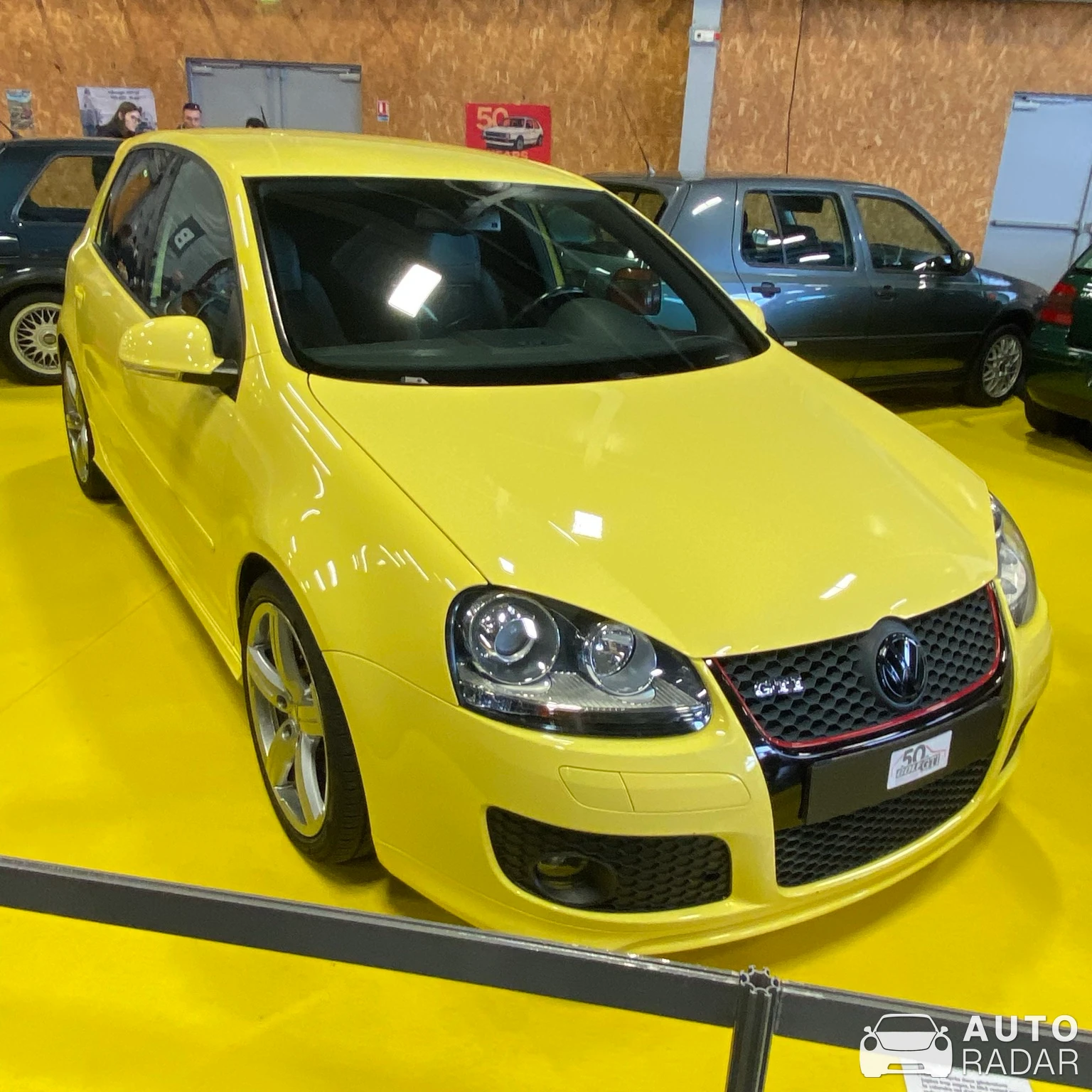 Volkswagen Golf V GTI spotted in Nantes