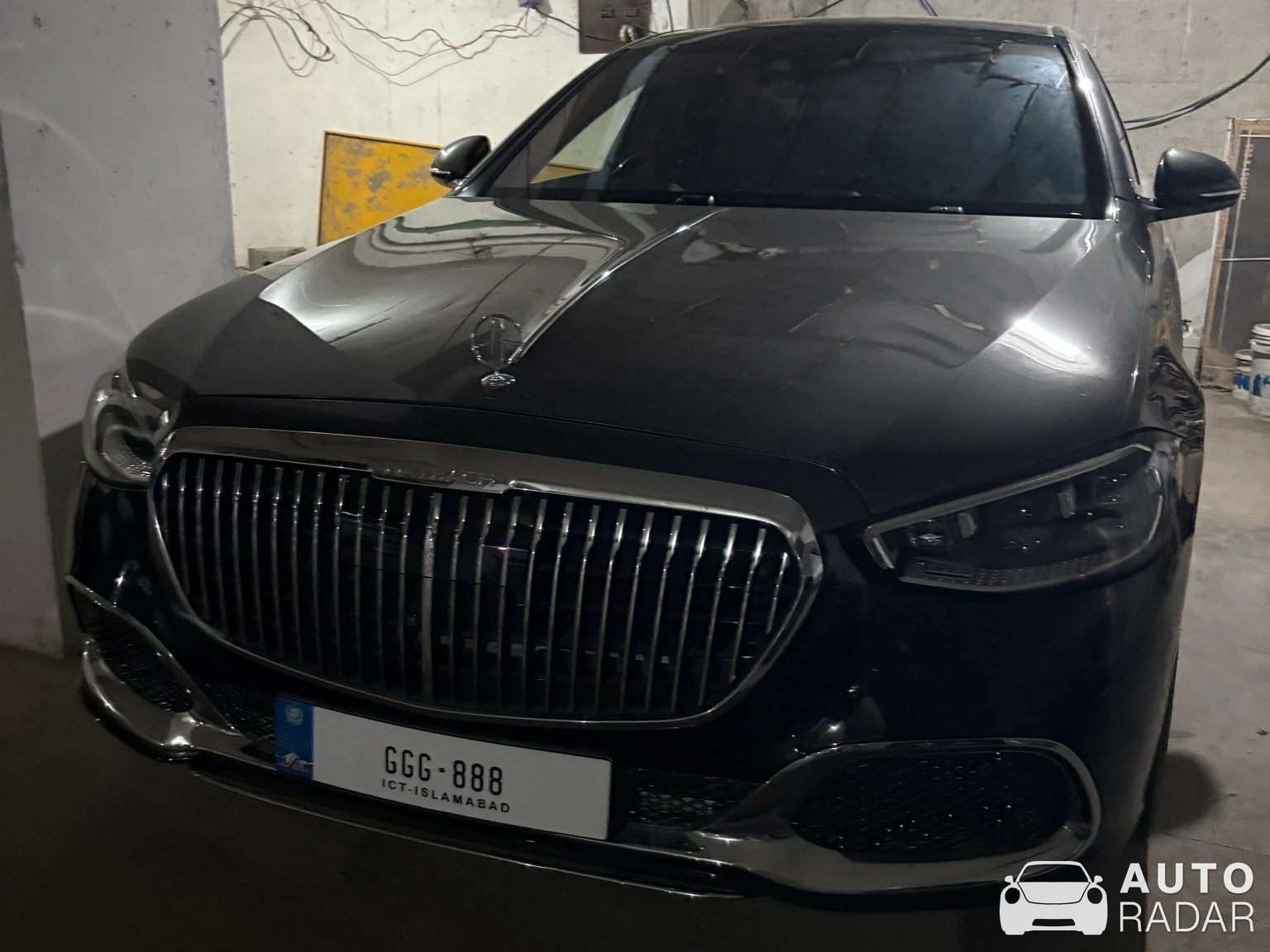 Mercedes-Benz W223 Hofele Design spotted in Islamabad