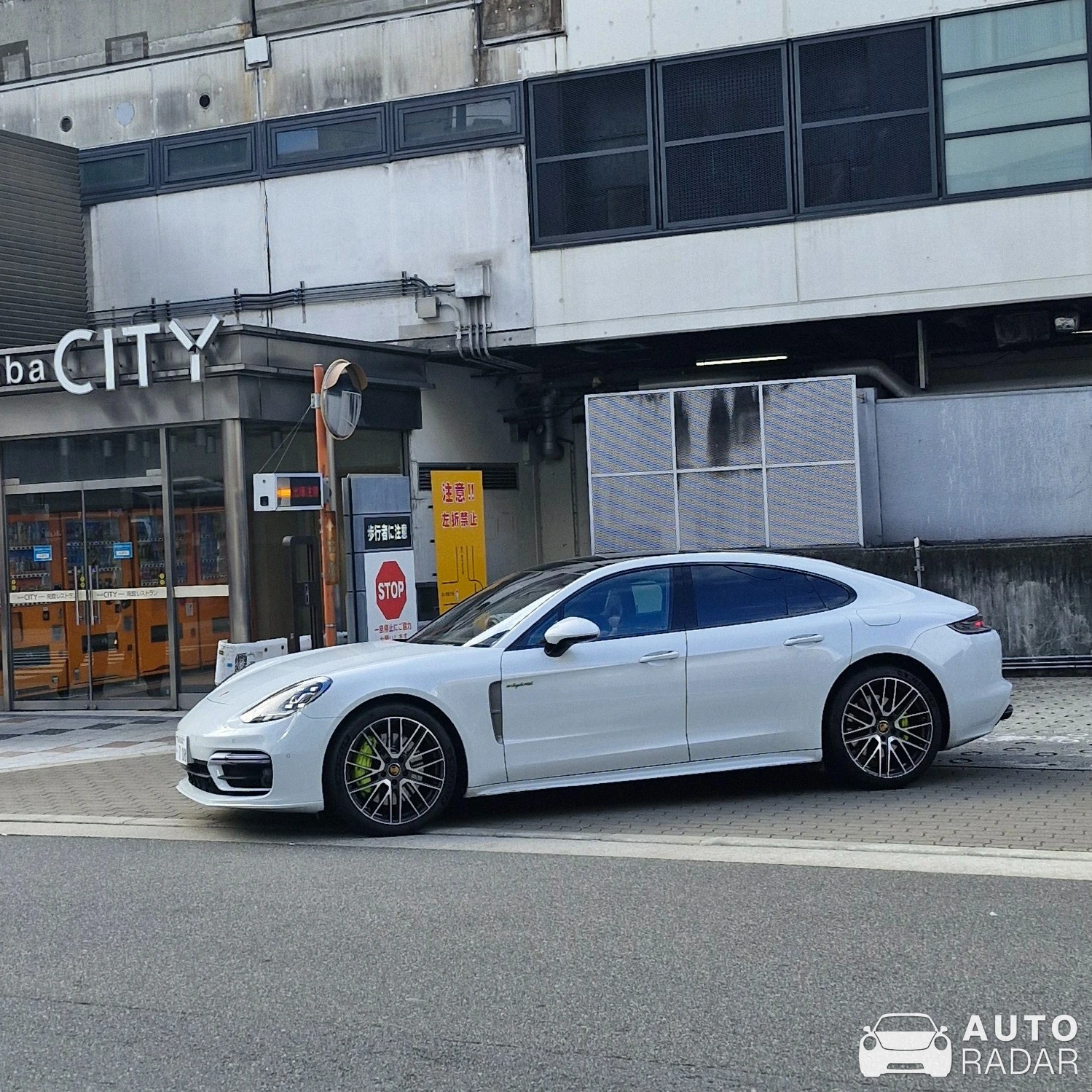 Porsche 971 Panamera 4S spotted in Osaka, Japan