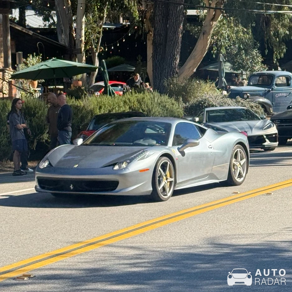 Ferrari 458 Italia spotted in Agoura Hills, United States