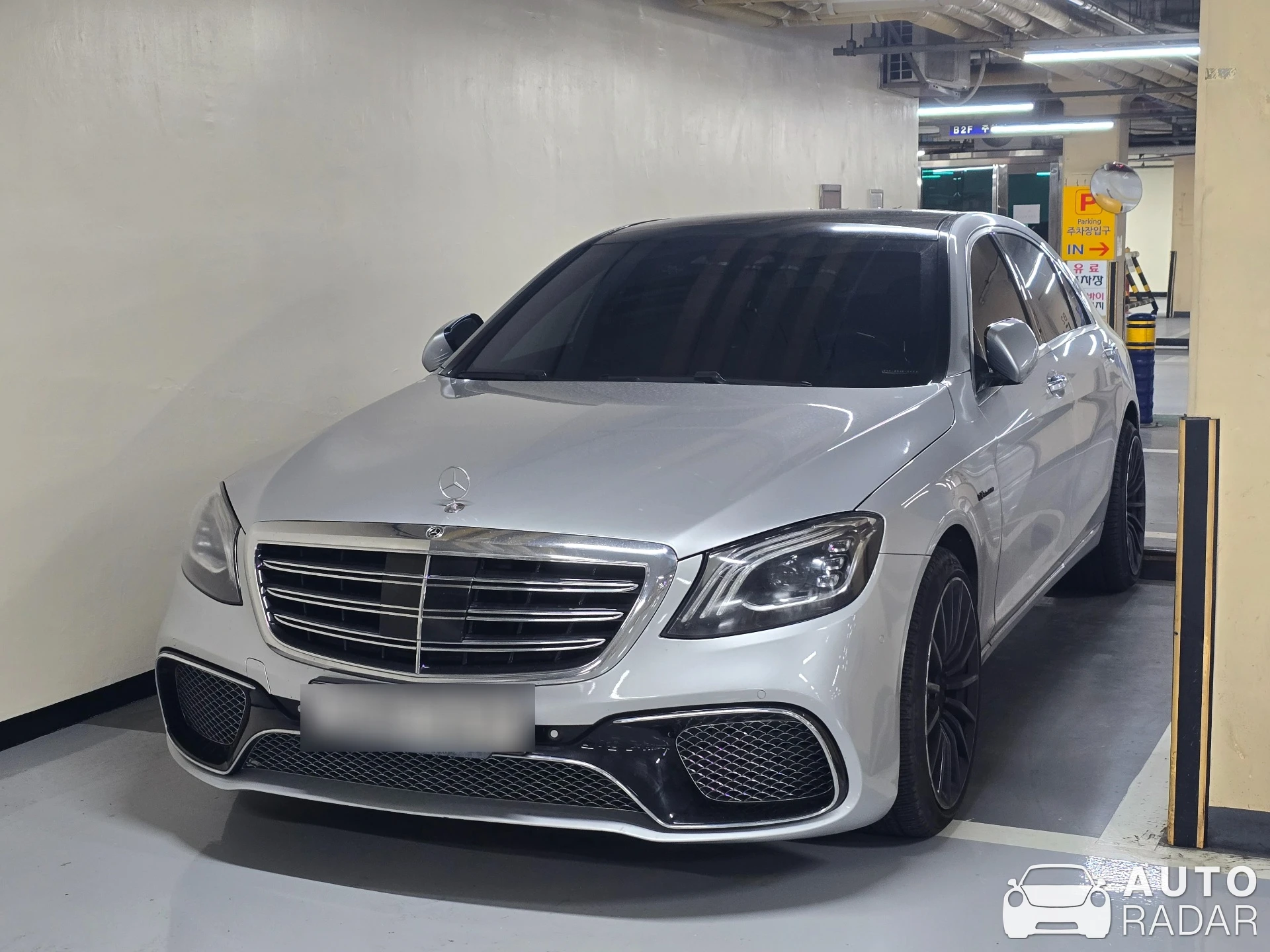 Mercedes-AMG S 63 V222 spotted in Seocho District, South Korea