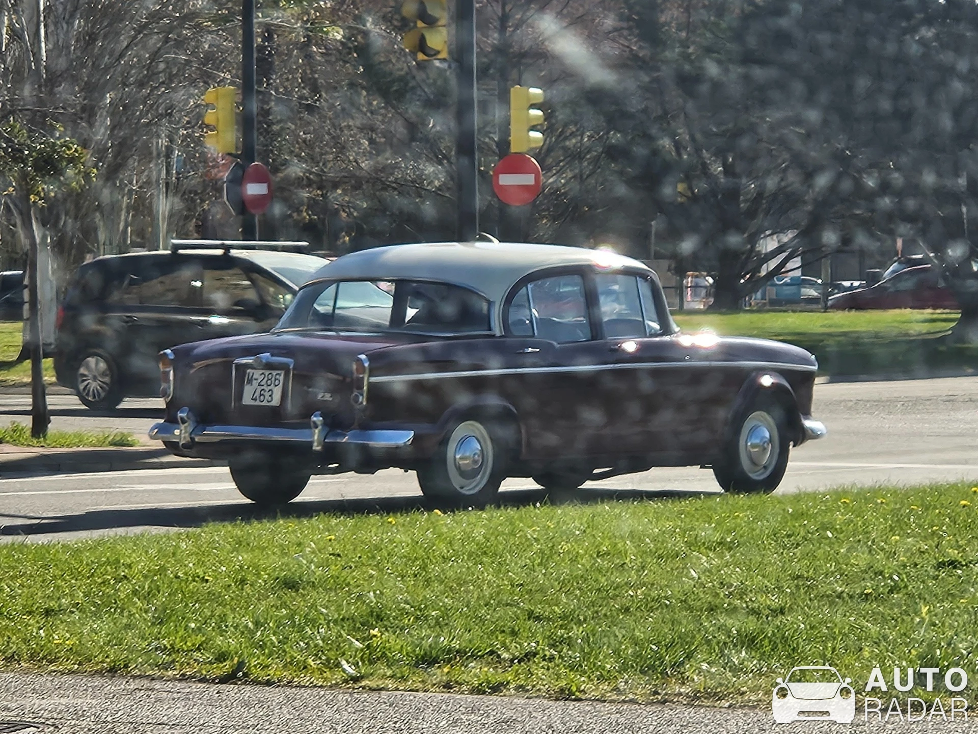 Humber Super Snipe spotted in Zaragoza