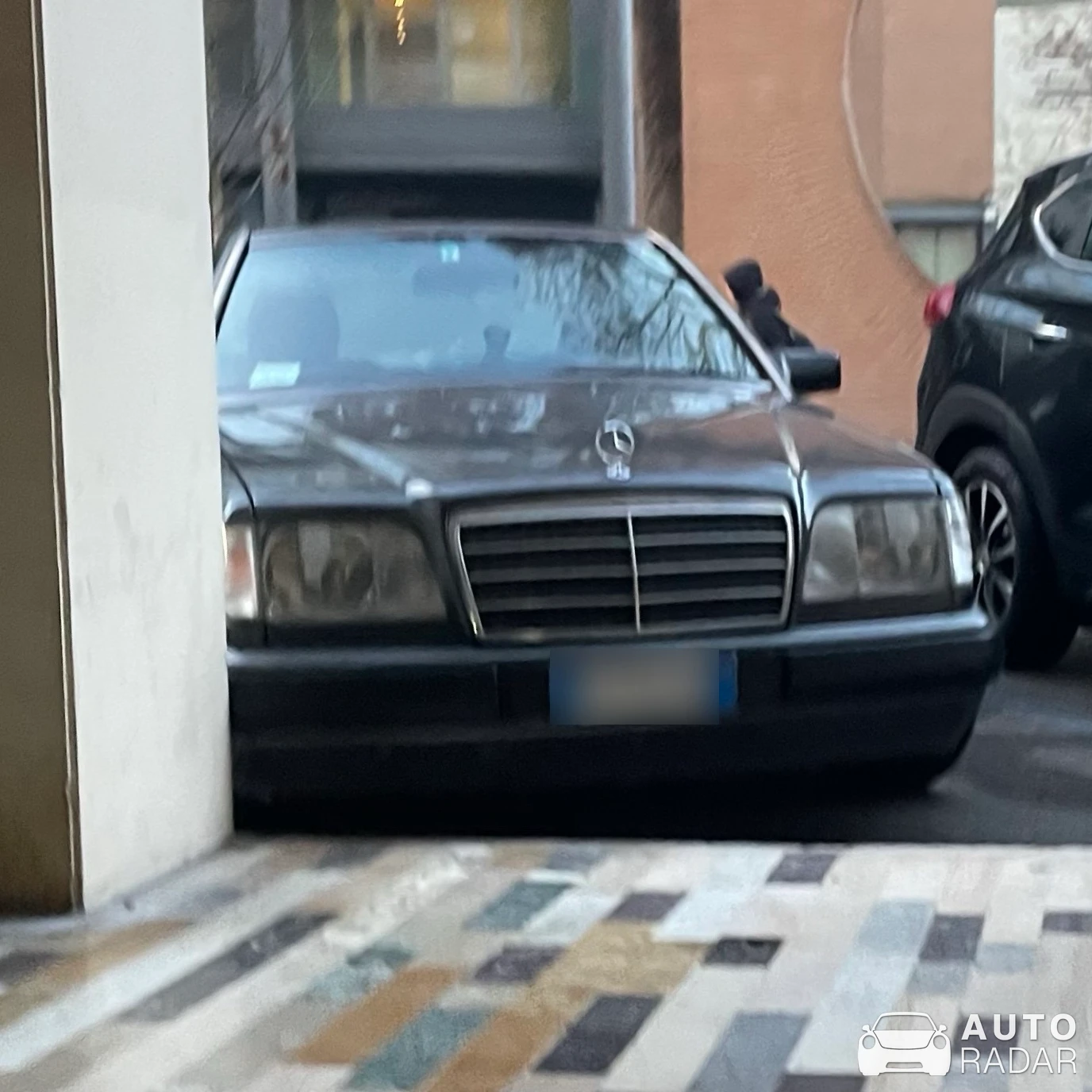 Mercedes-Benz E-Klasse W124 spotted in Venezia, Italia