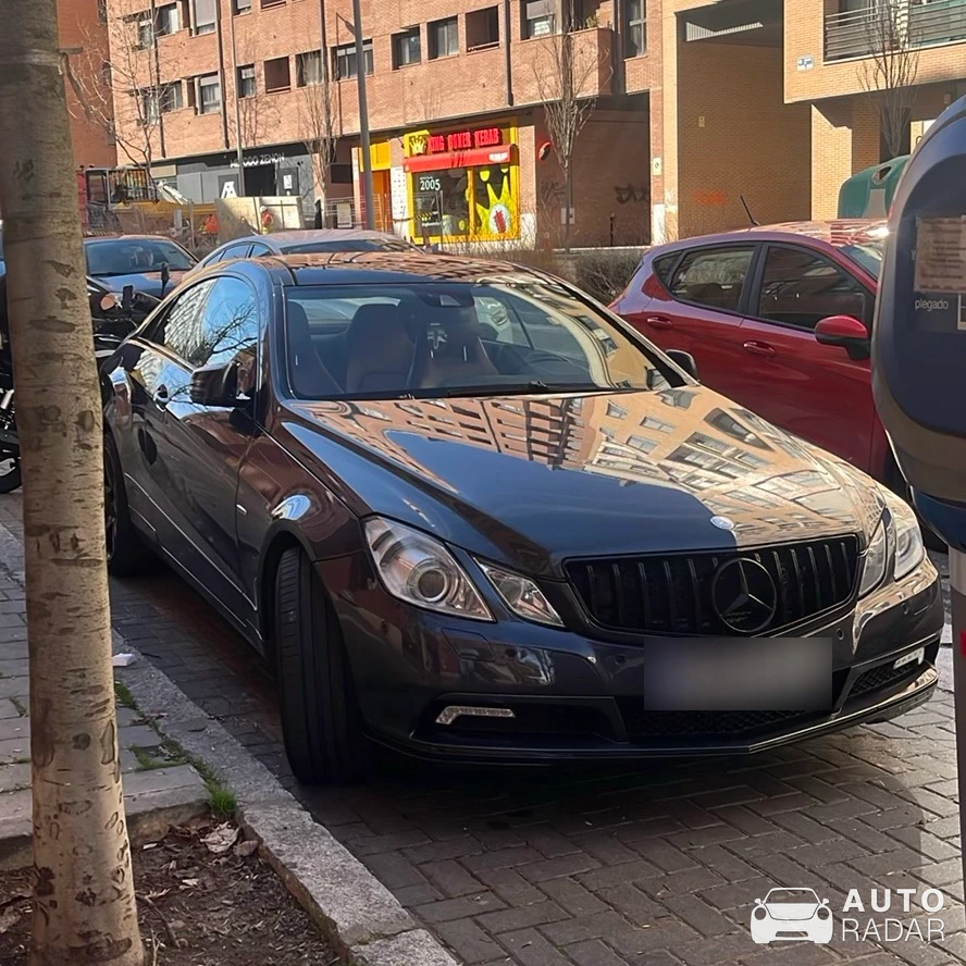 Mercedes-Benz E-Klasse Coupé C207 spotted in Valladolid