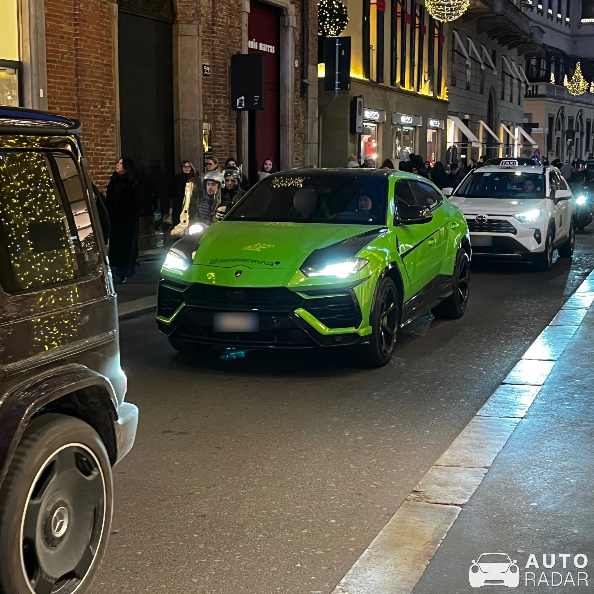 Lamborghini Urus spotted in Milano, Italy
