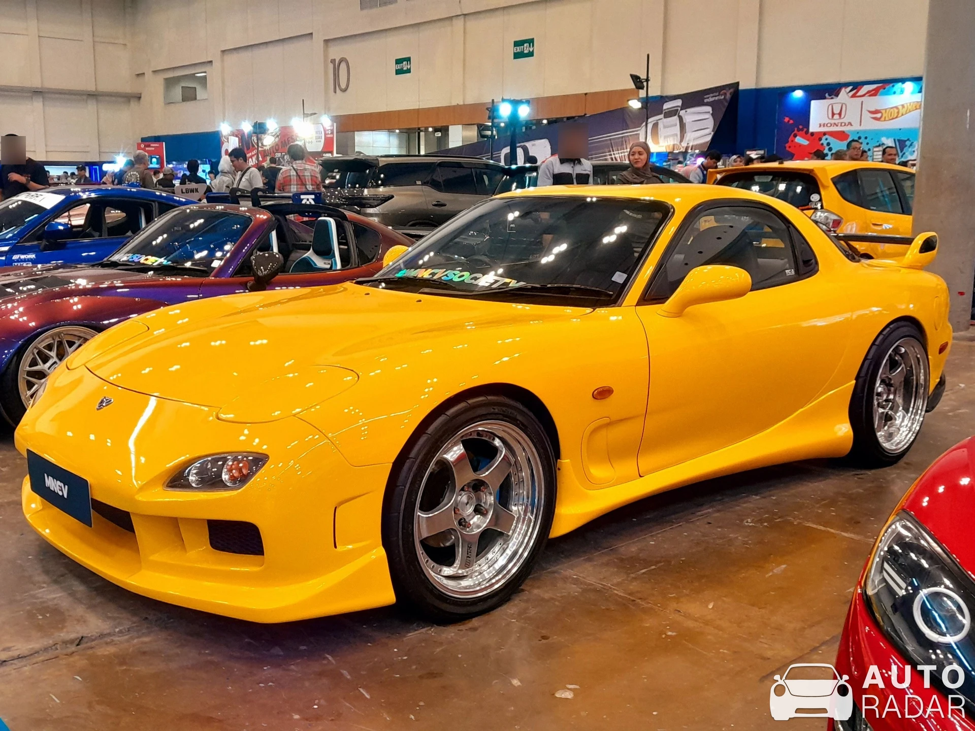 Mazda RX-7 spotted in Kabupaten Tangerang, Indonesia