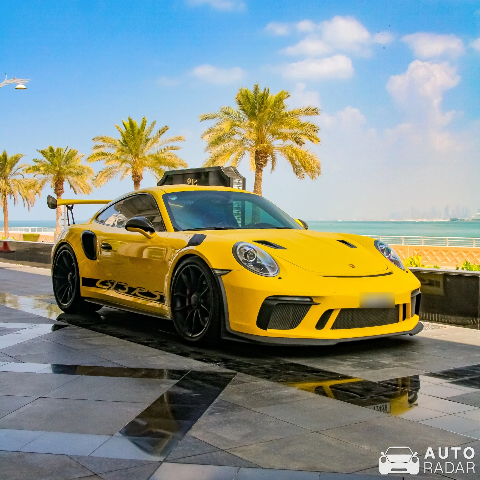 Porsche 991 GT3 RS MkII spotted in Dubai, United Arab Emirates