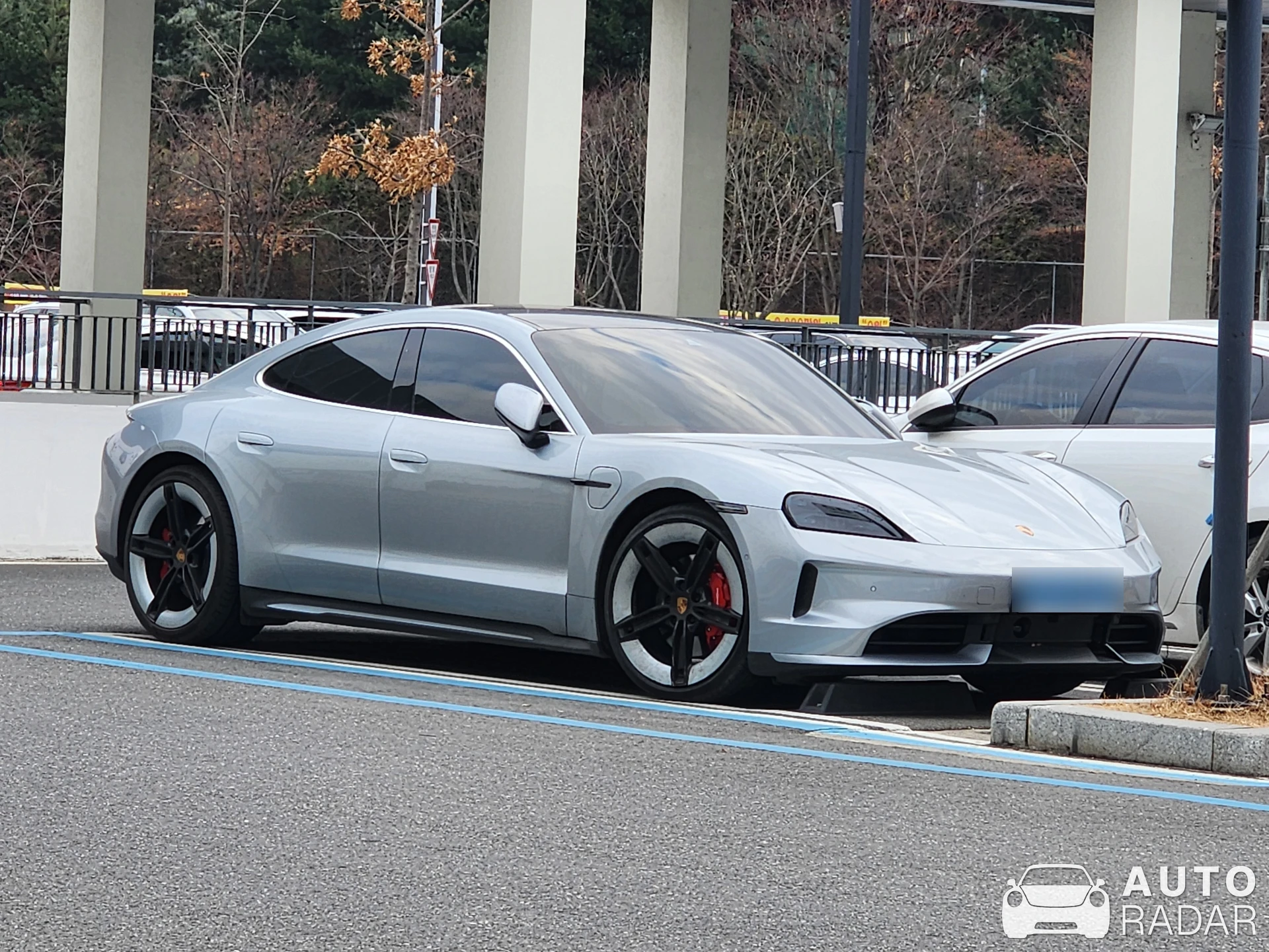 Porsche Taycan spotted in Daejeon, South Korea