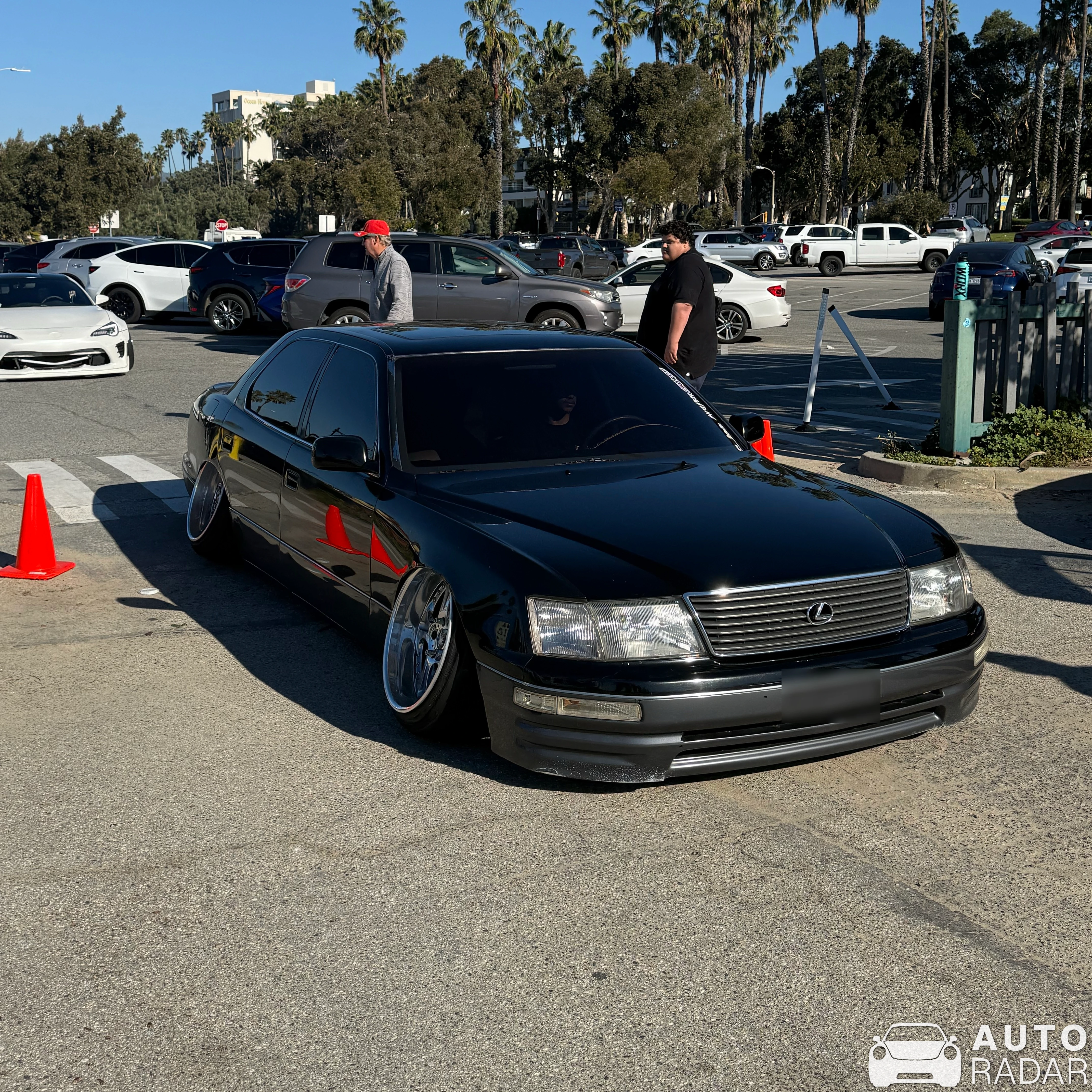 Lexus LS400 spotted in Santa Monica