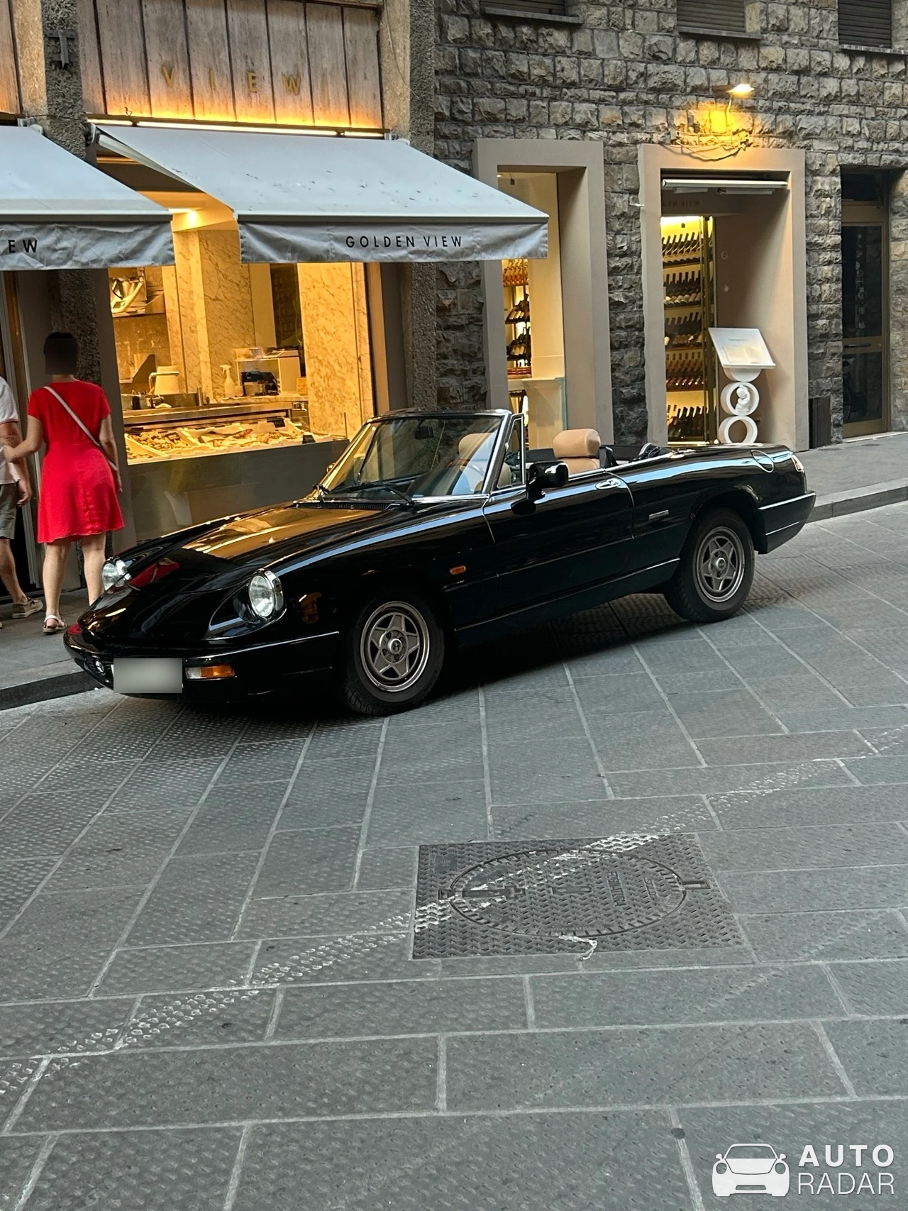 Alfa Romeo Spider Series 4 spotted in Firenze, Italia